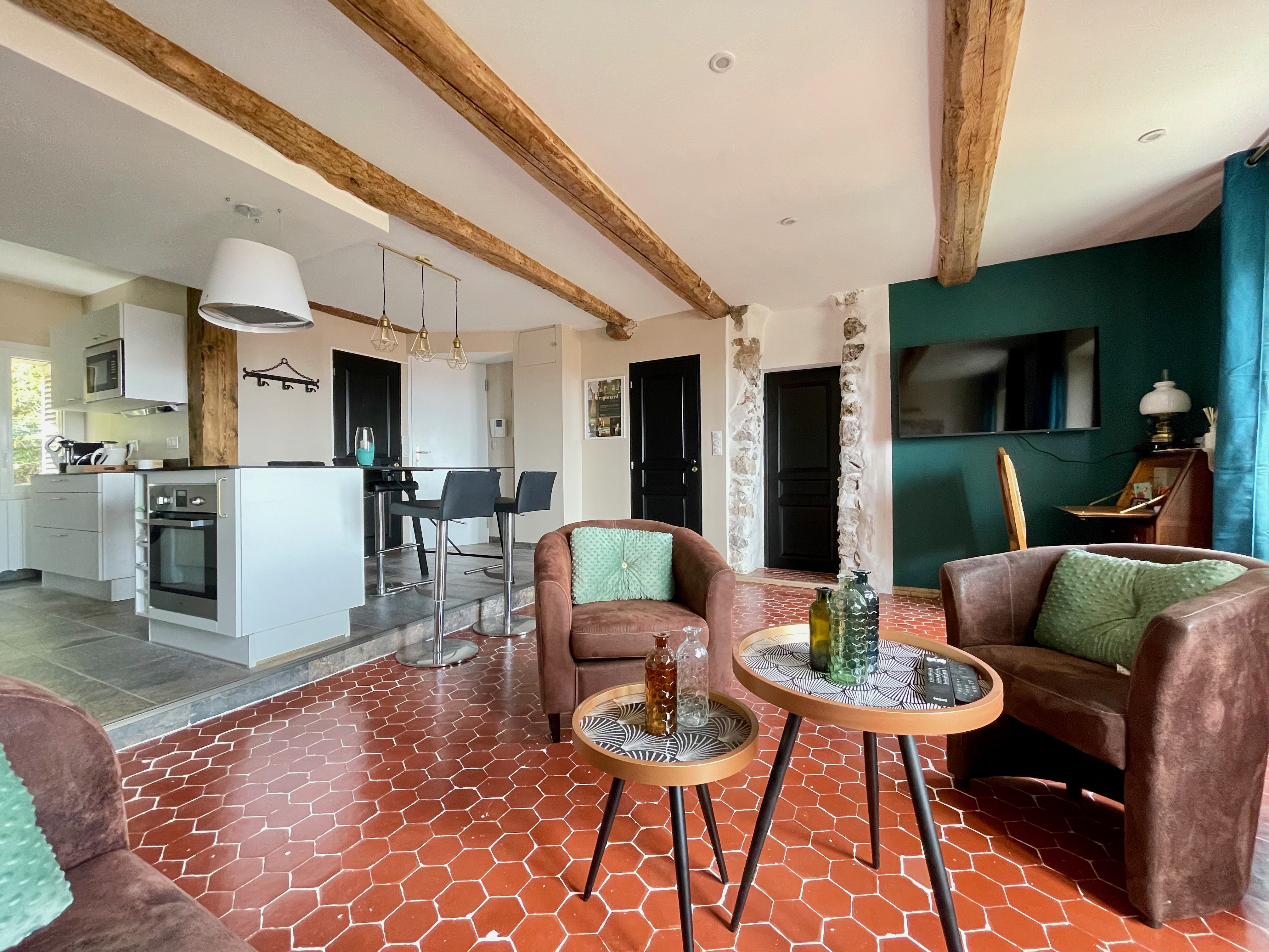 Scented Relaxation, Perfume Capital