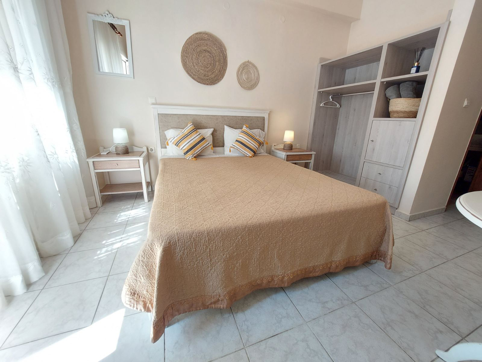 Cosy studio in Chania town 1' walk to beach 🏖️ in Χανίων, Crete