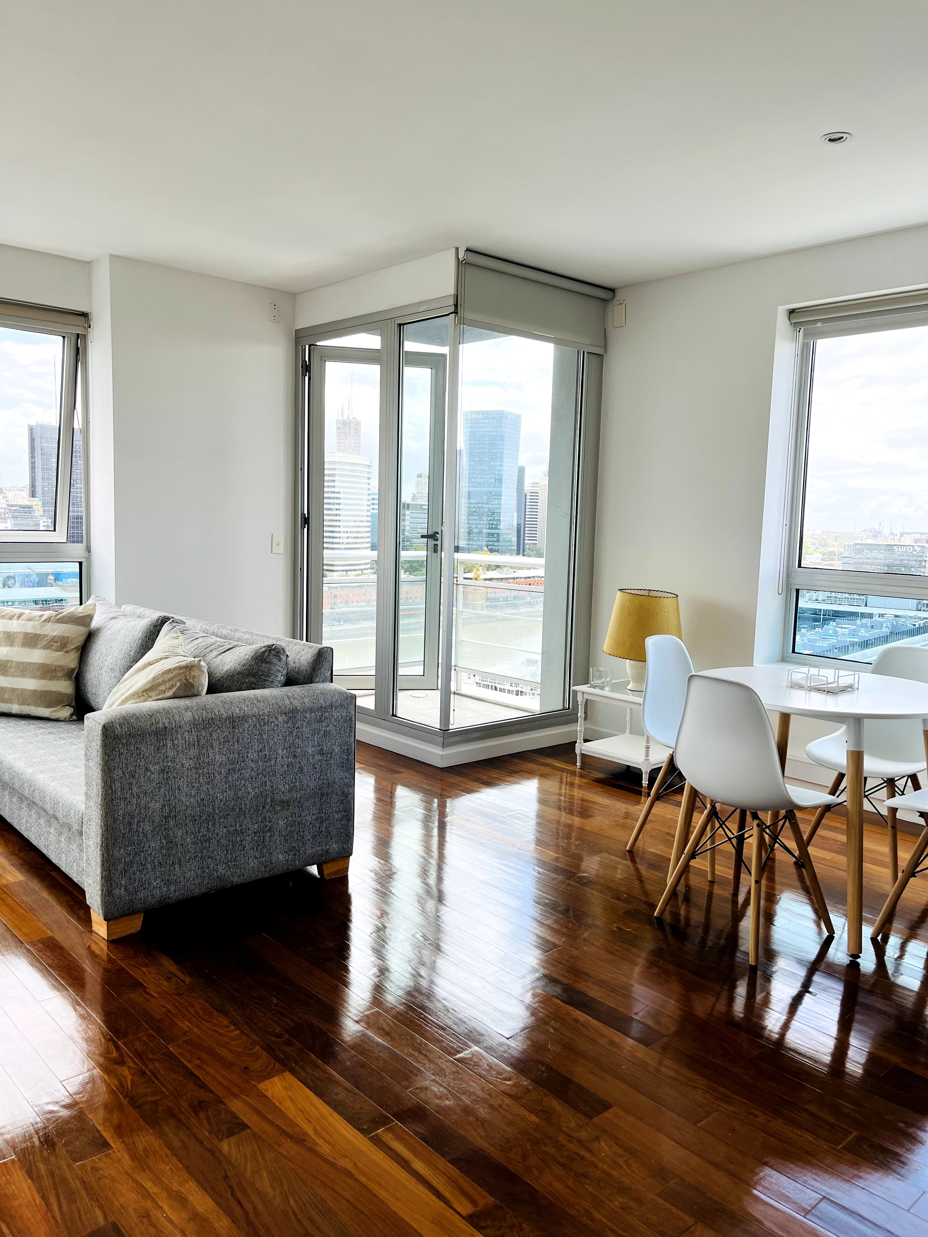 Beautiful Floor Apartment in Puerto Madero, Buenos Aires