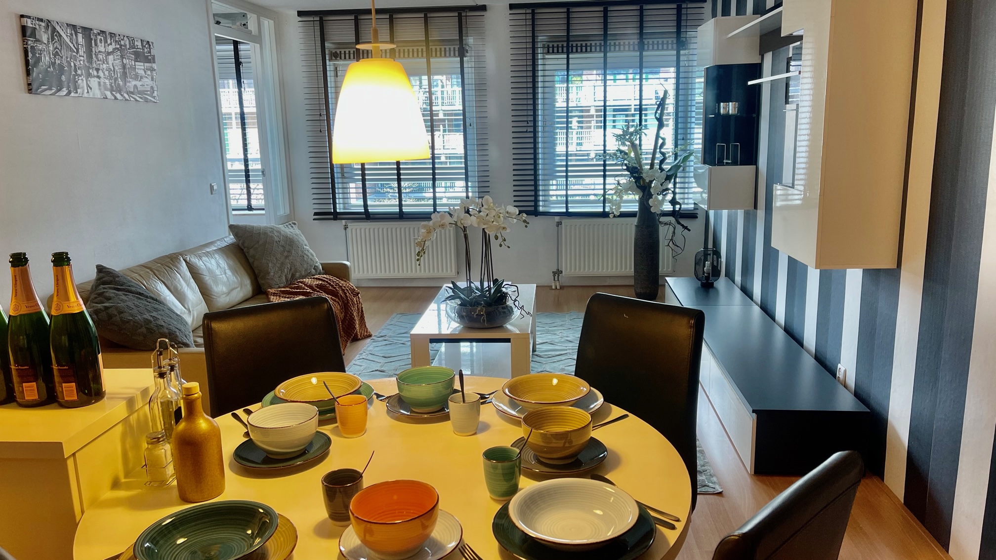 Rotterdam Retreat: Experience City Living in Style — Rotterdam stay