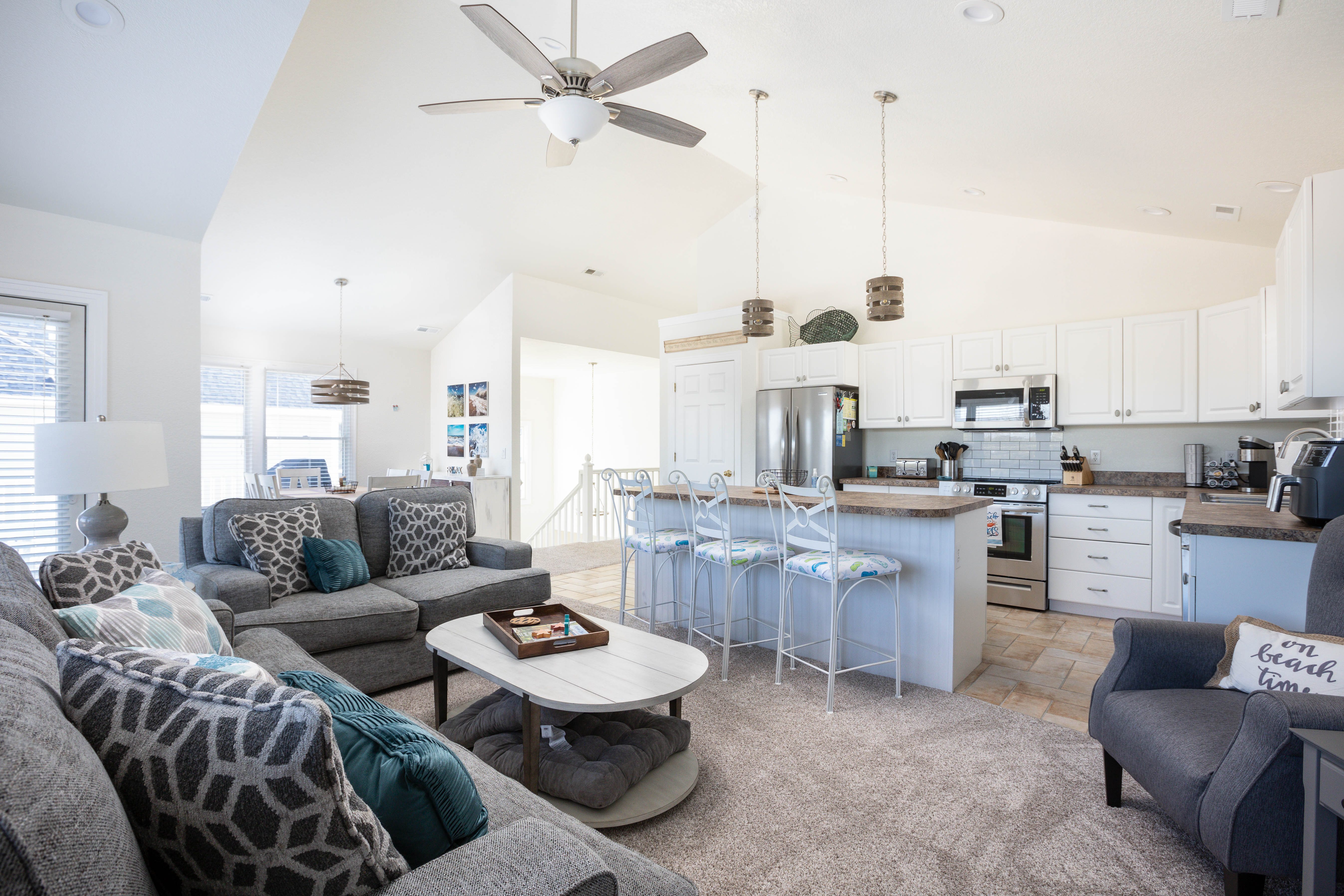 Fine & Dandy w/ Heated Pool in Corolla!
