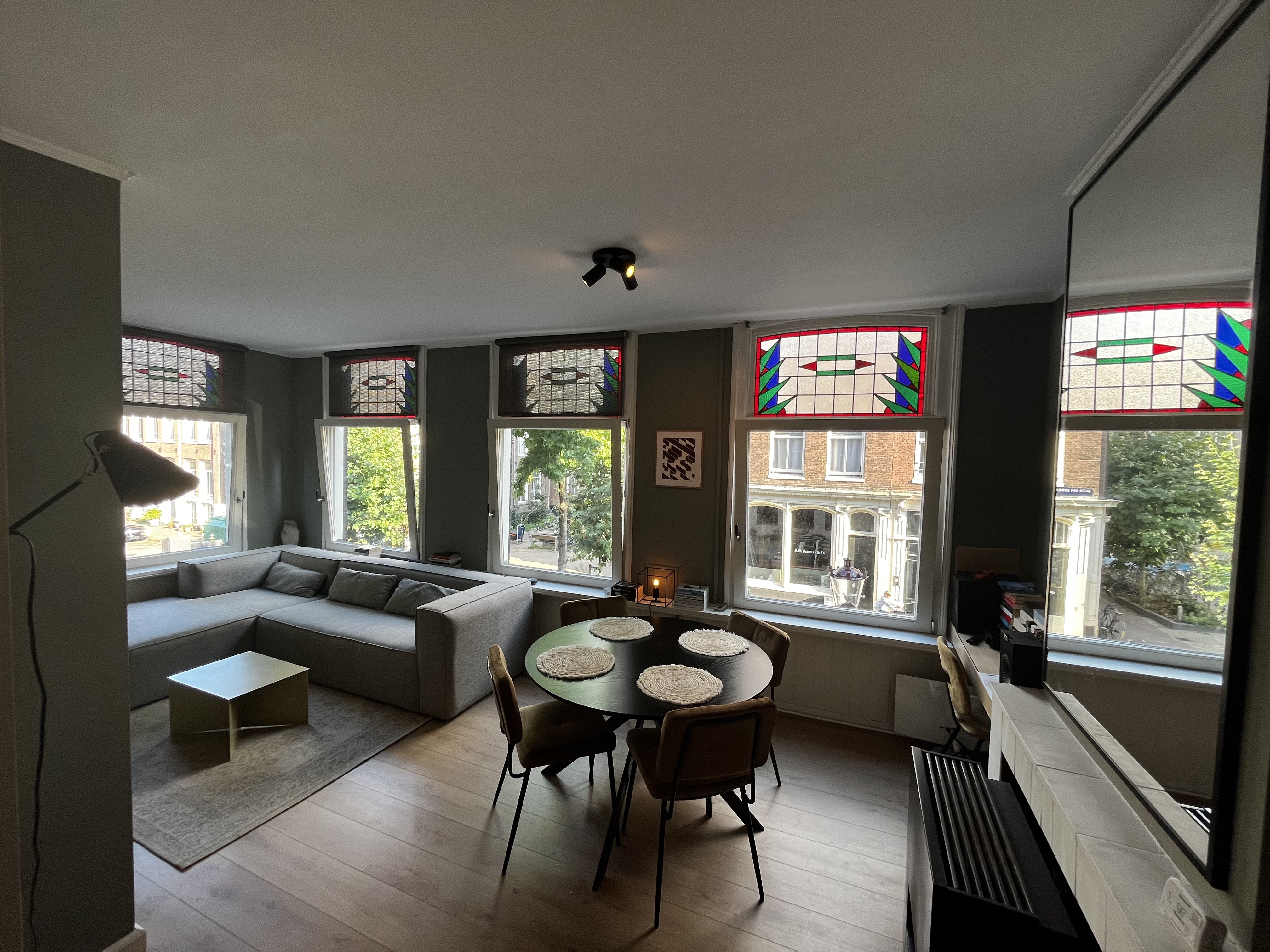 Bright apartment in Oud-West โ Amsterdam stay