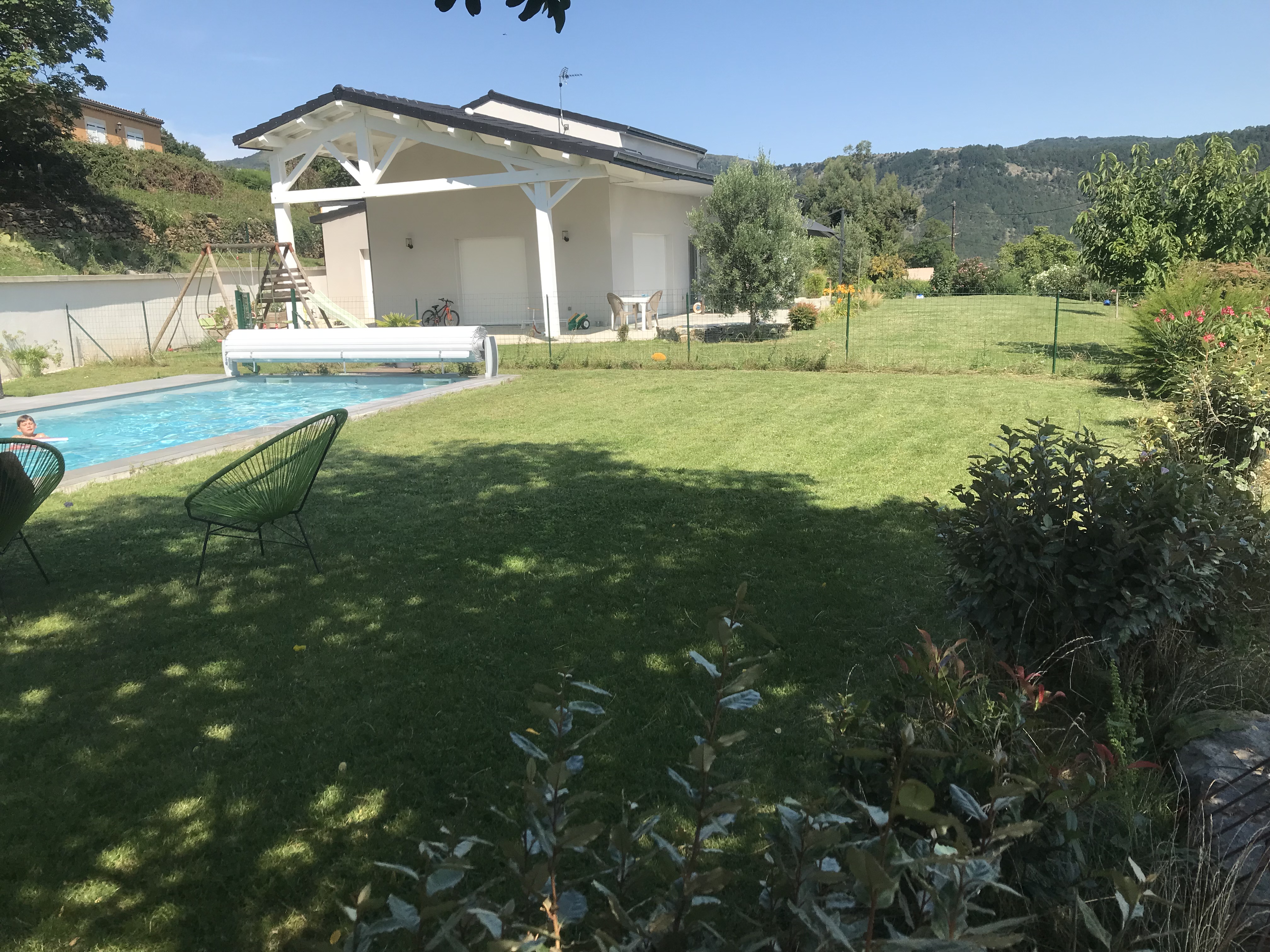 Independent modern villa in the heart of the Ardeche