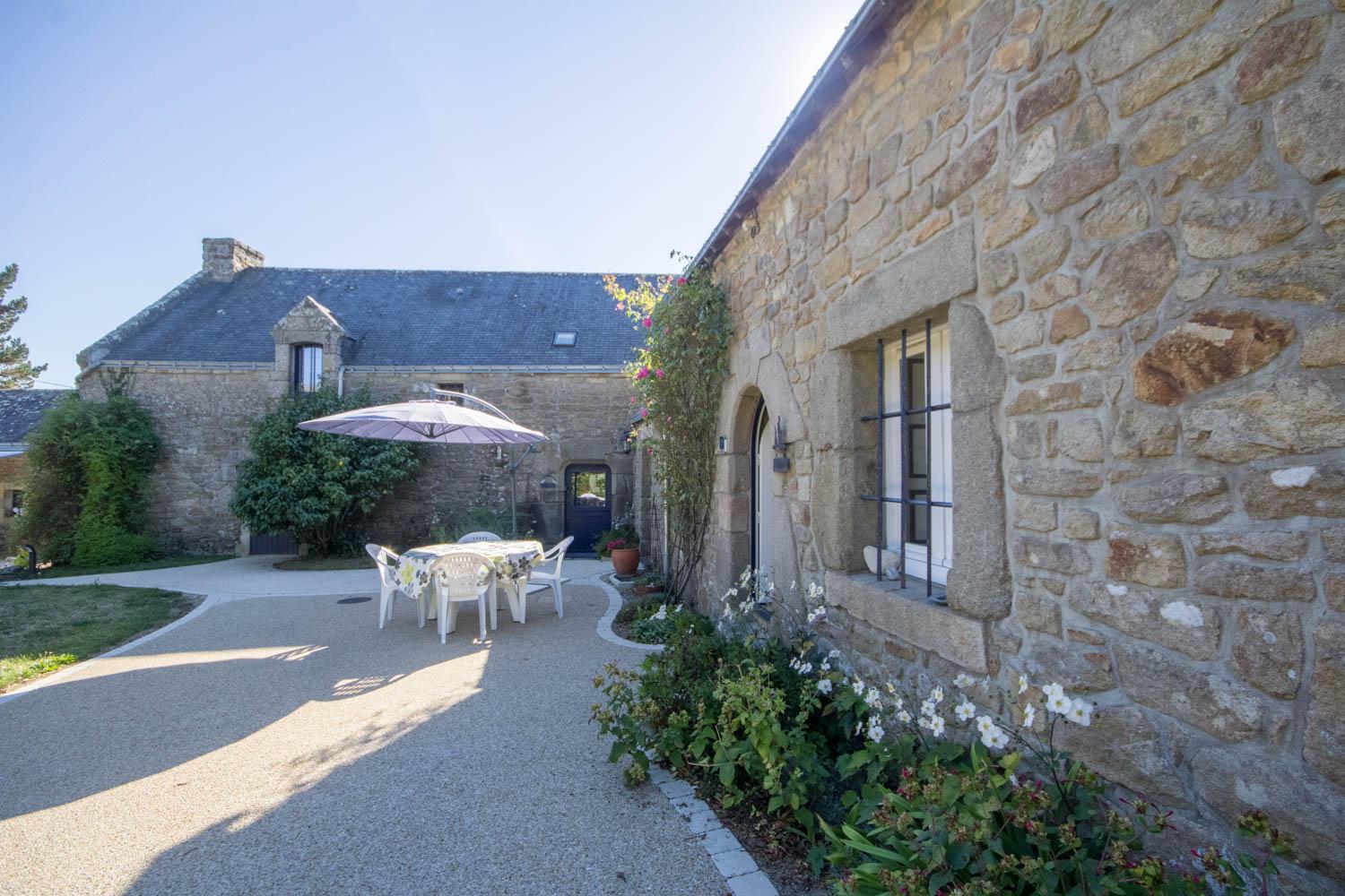 Charming quiet farmhouse