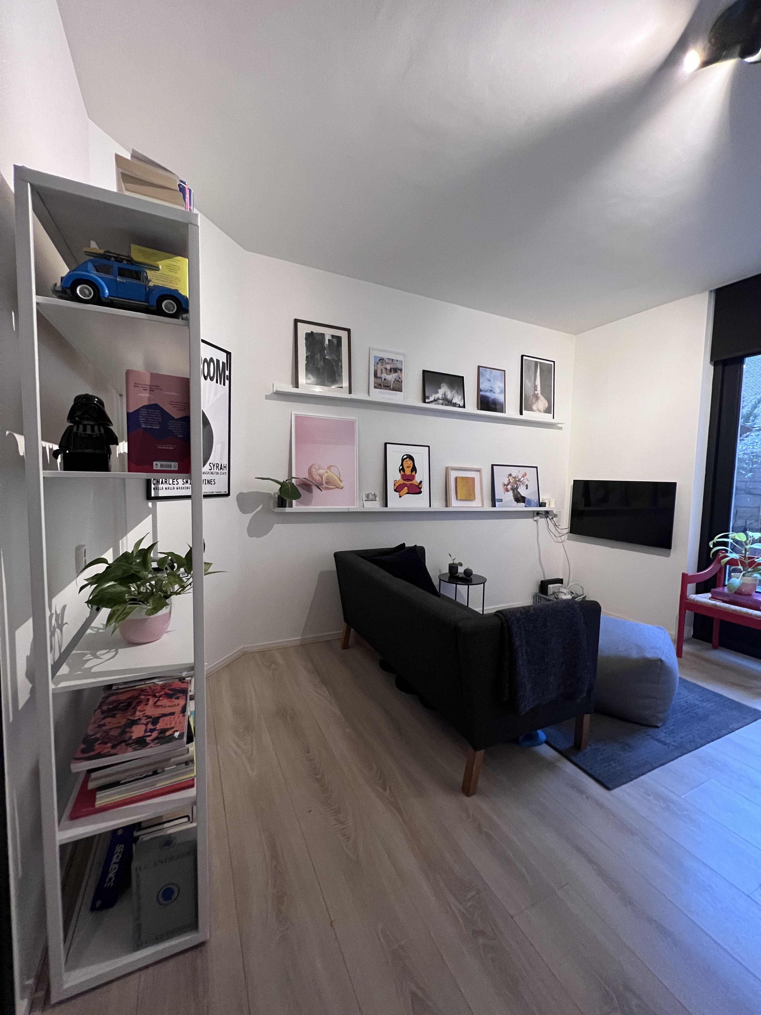 Modern apartment with patio in Amsterdam West โ Amsterdam stay