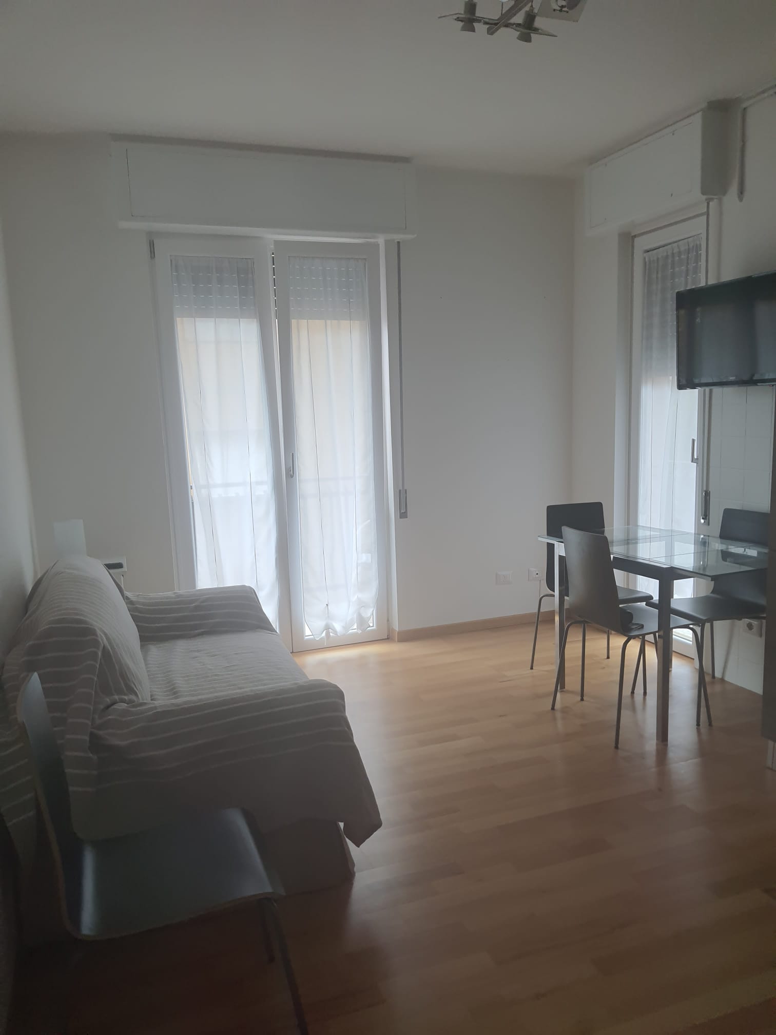 Three-room apartment within walking distance of the sea