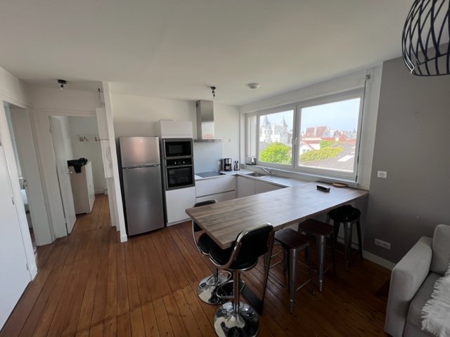 Beautiful apartment 6 p 150m from the beach