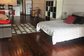 Spacious Studio minutes away from NYC in Ward C (councilmember Richard Boggiano), Jersey City