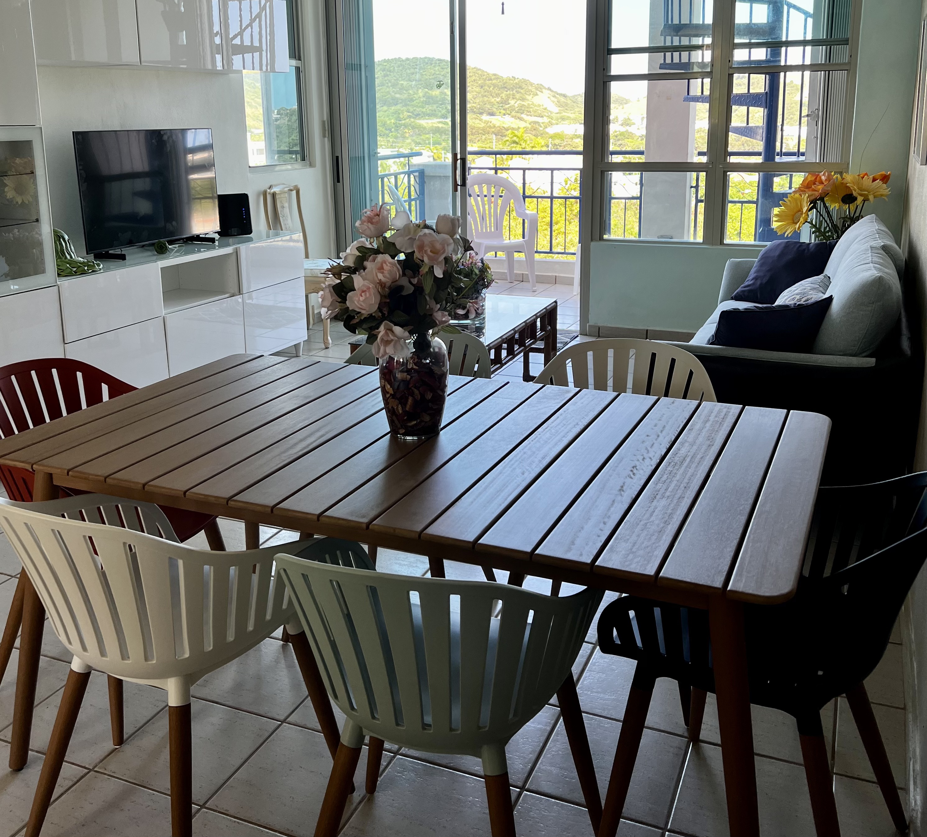 Scenic Penthouse/Adventure/Beach/Ferry/Pool/Marina