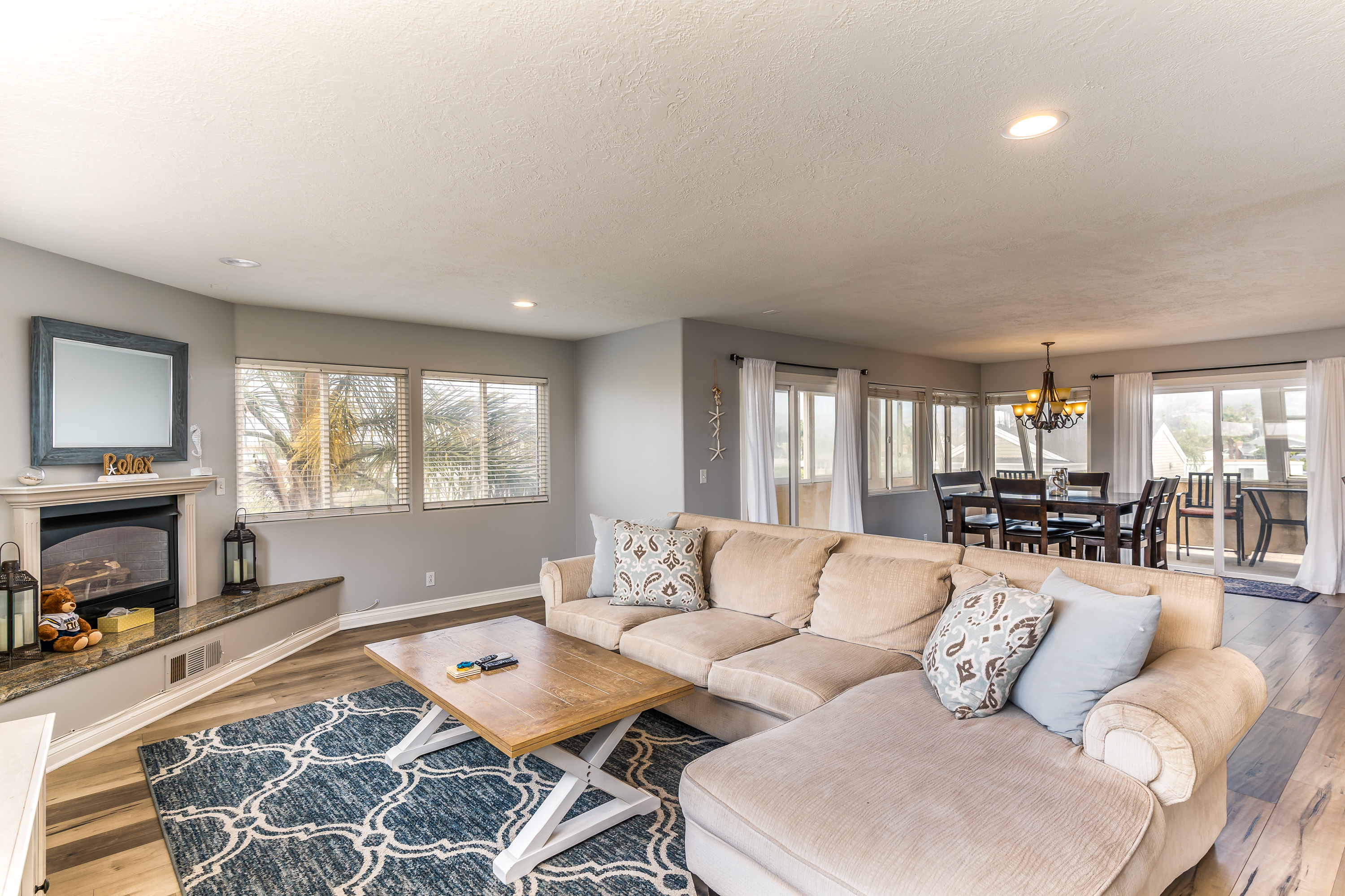 Newly Remodeled Pierpont Beach Prop Houses for Rent in Ventura, California, United States