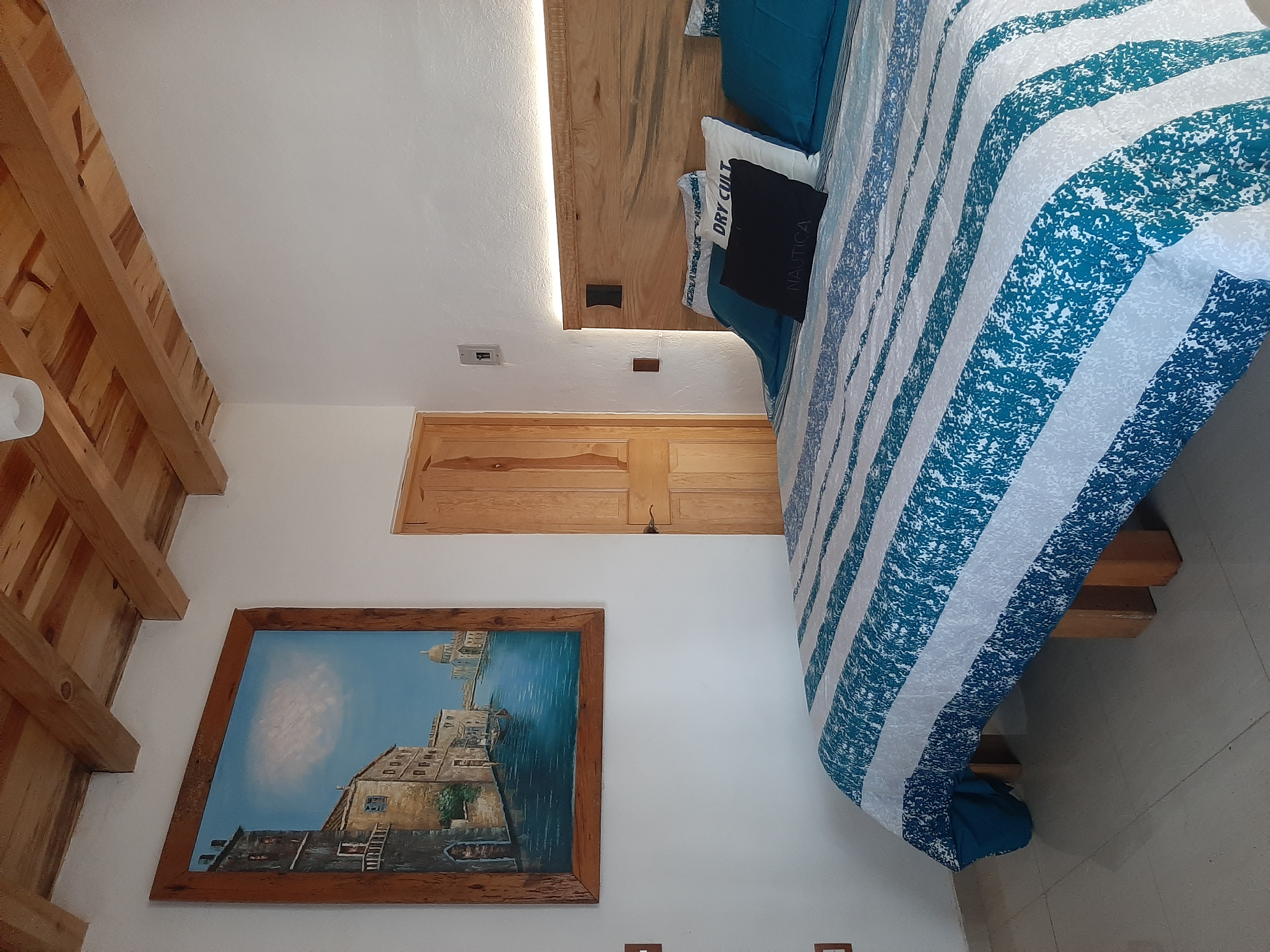 An excellent location apartment