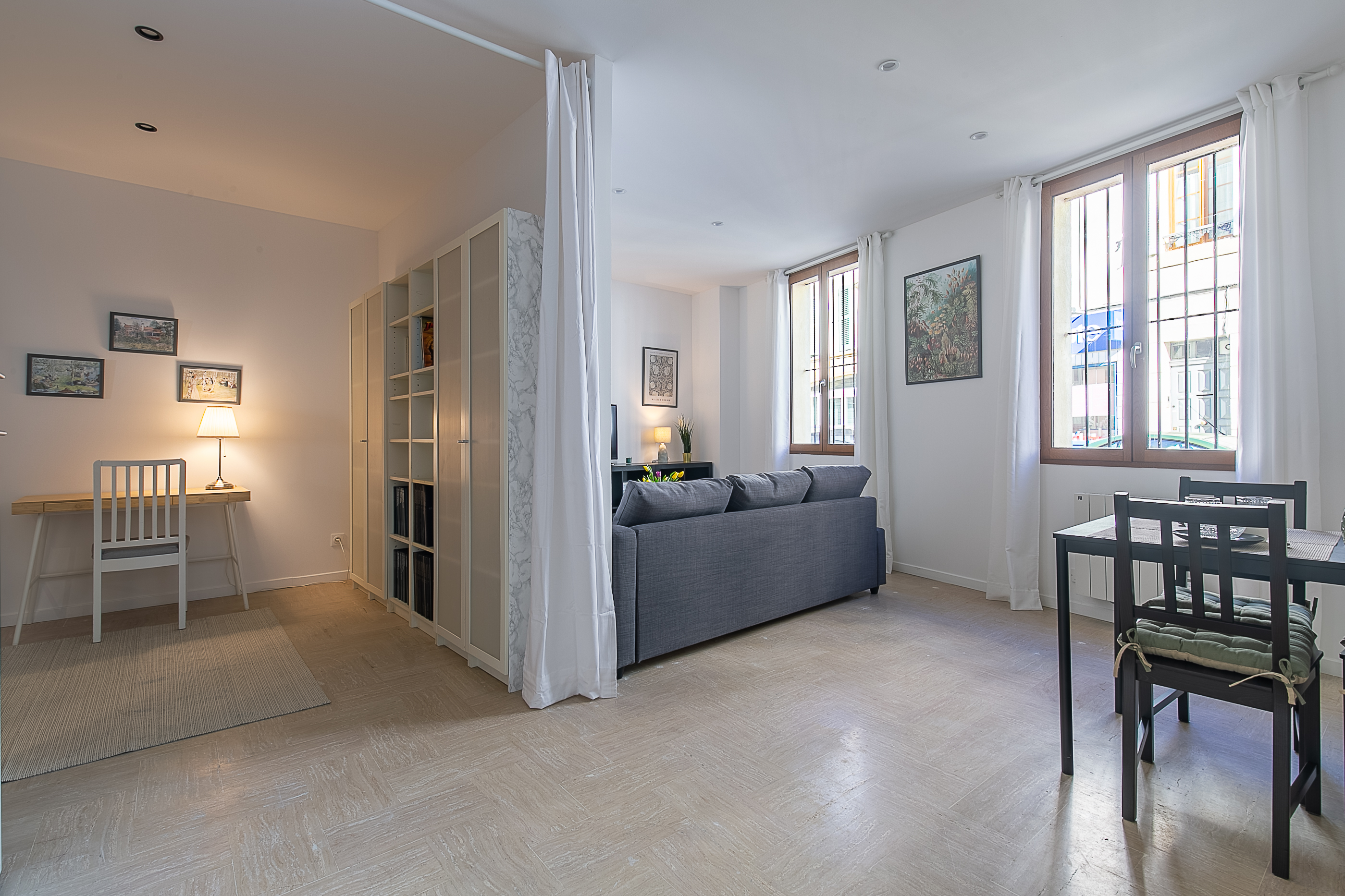 42 m2 apartment suite in the city center
