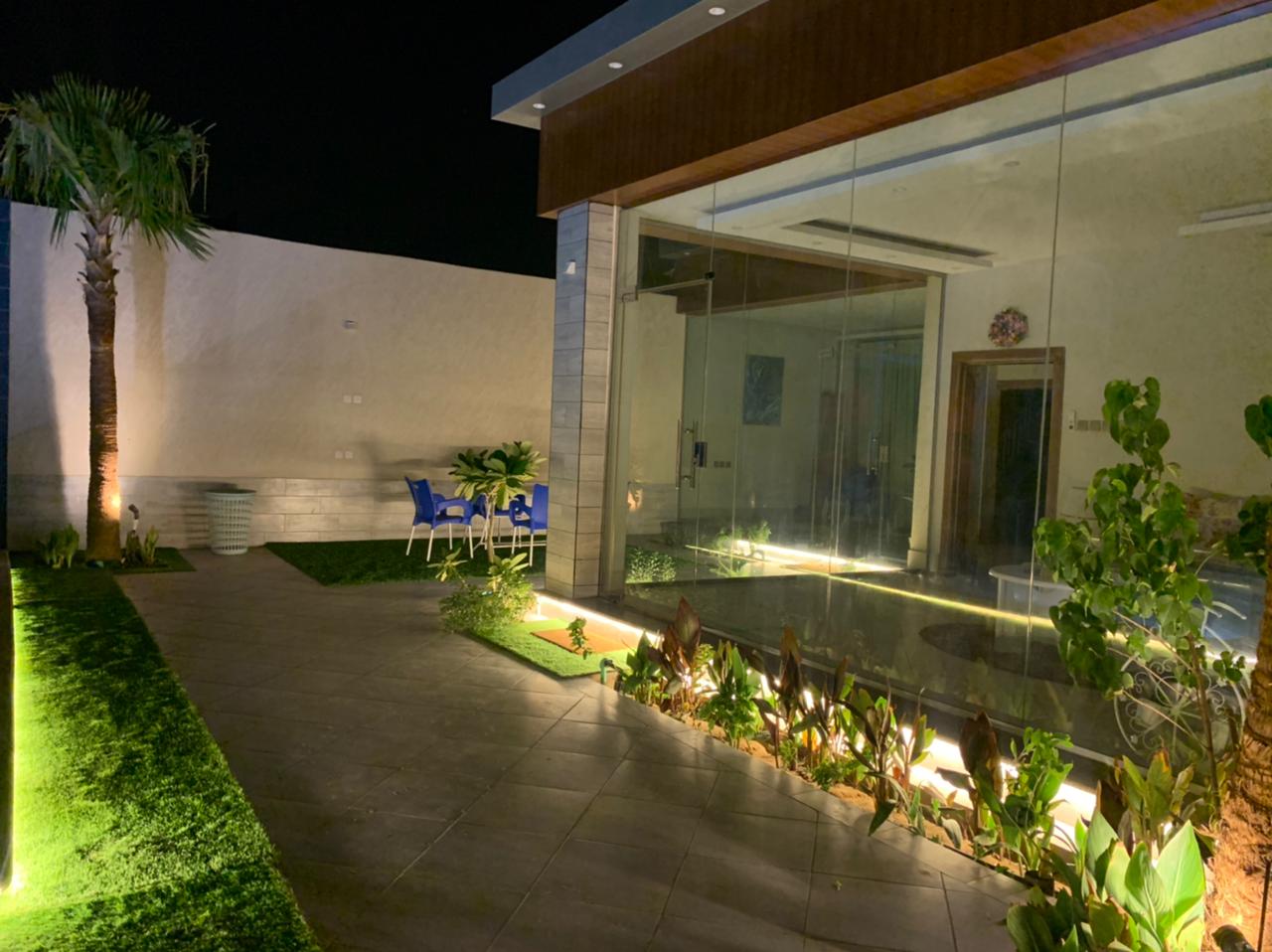 Chalet with bed room, lounge view and mallakh