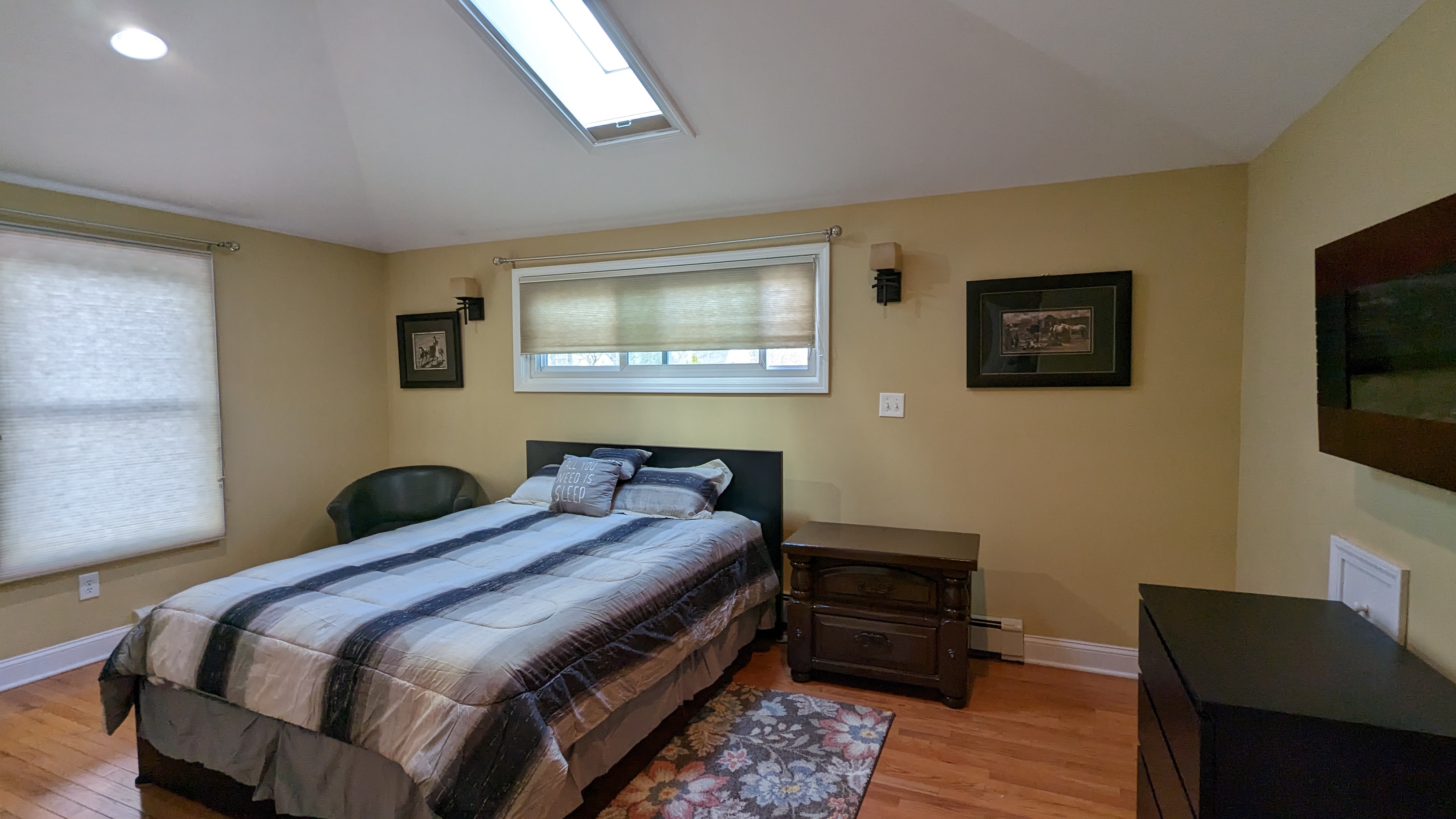 COMFY Room/w Private BATH + TV in FOURTEENTH WARD, Albany
