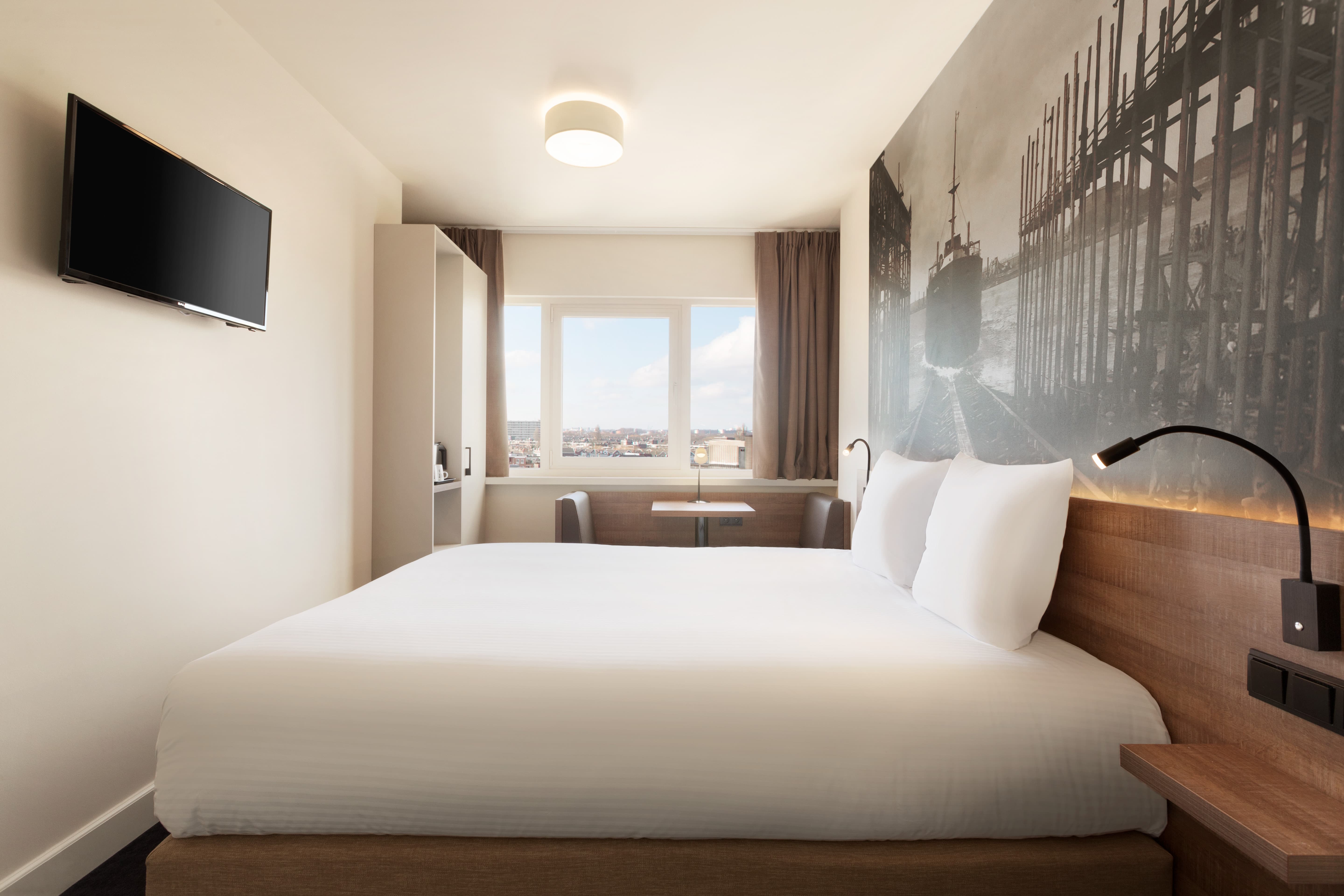 Budget Double Room — Rotterdam stay