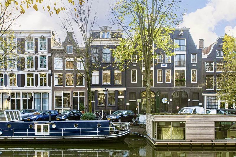 Cosy family house in the very heart of the city โ Amsterdam stay