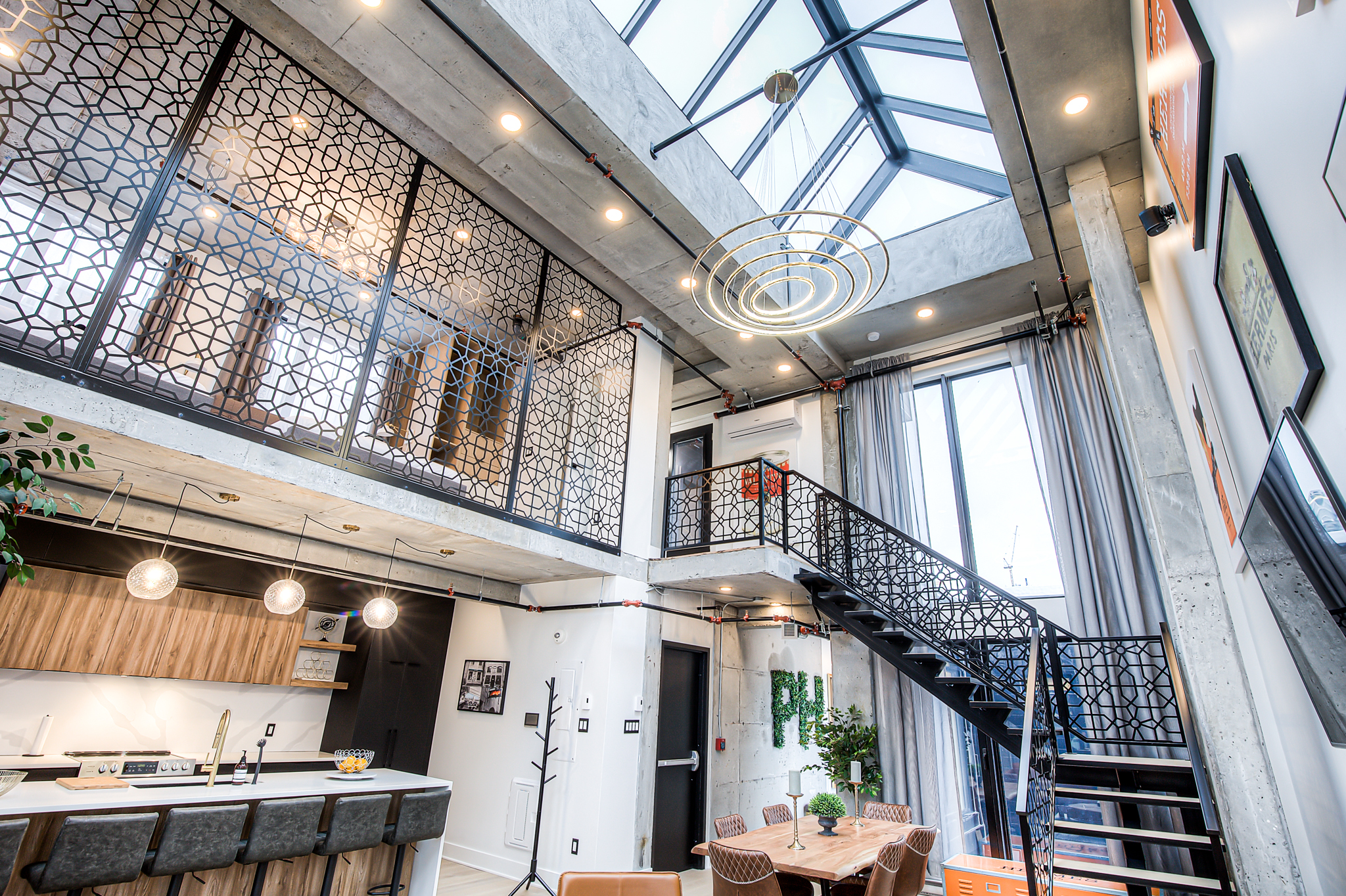 Luxury Penthouse • Private Rooftop • Old MTL - Apartments for Rent