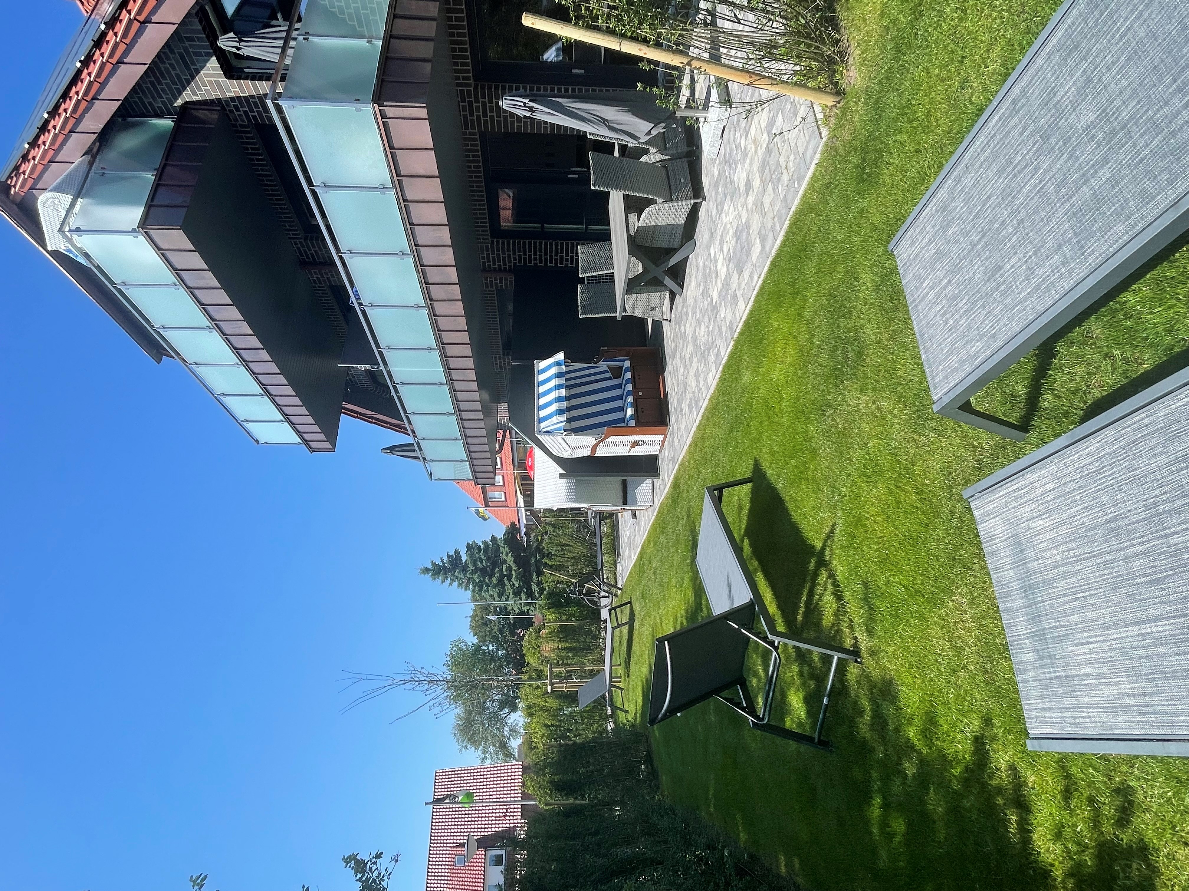 Modern apartment with 2 bedrooms and great sea views
