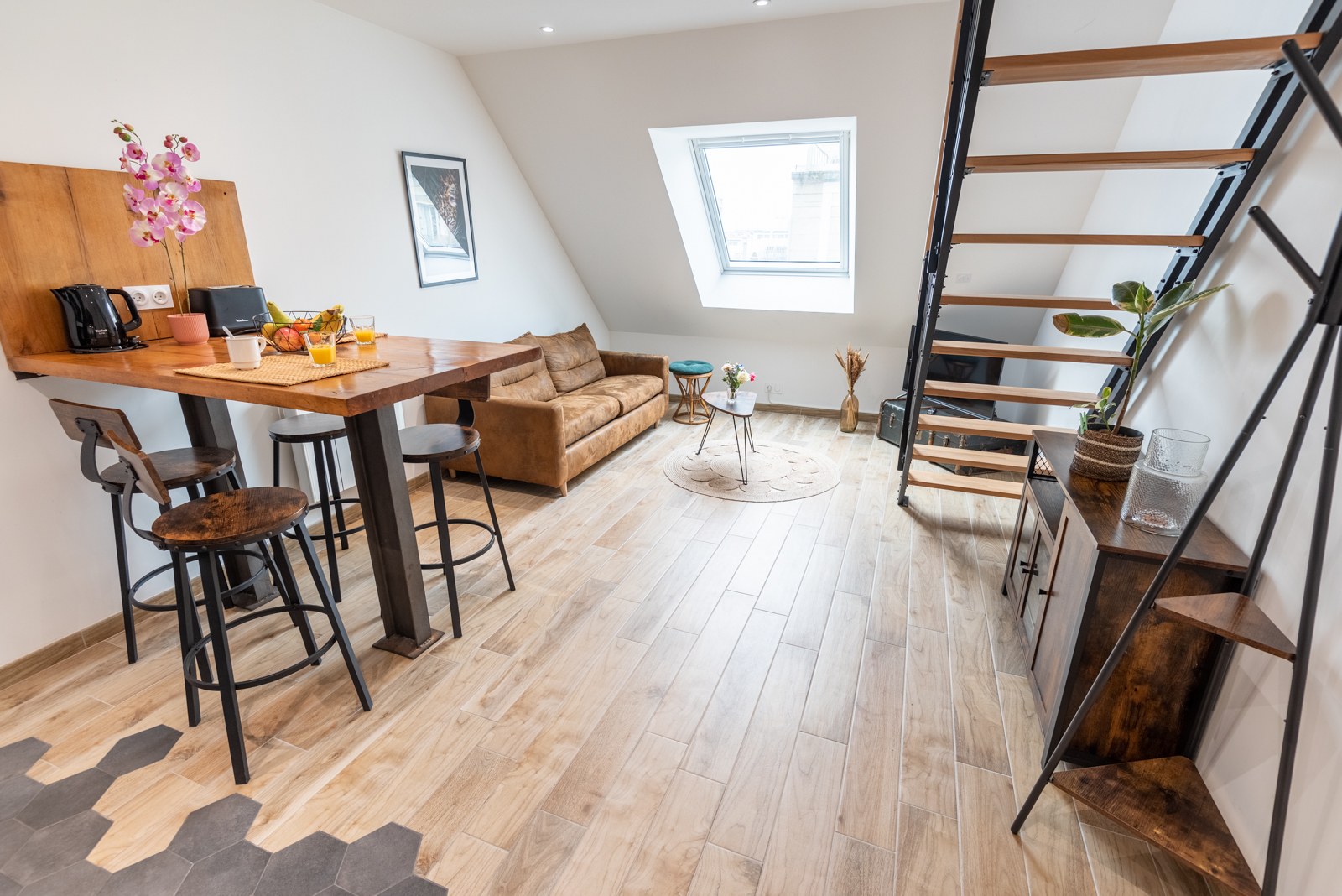 Comfort duplex, TGV station and hyper-center by Groom*
