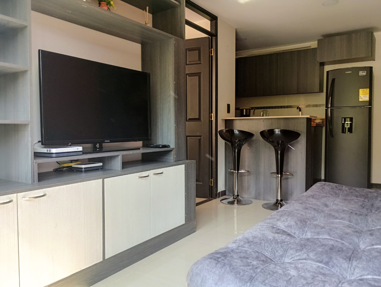 Great location/climatized pool , Palmas Poblado