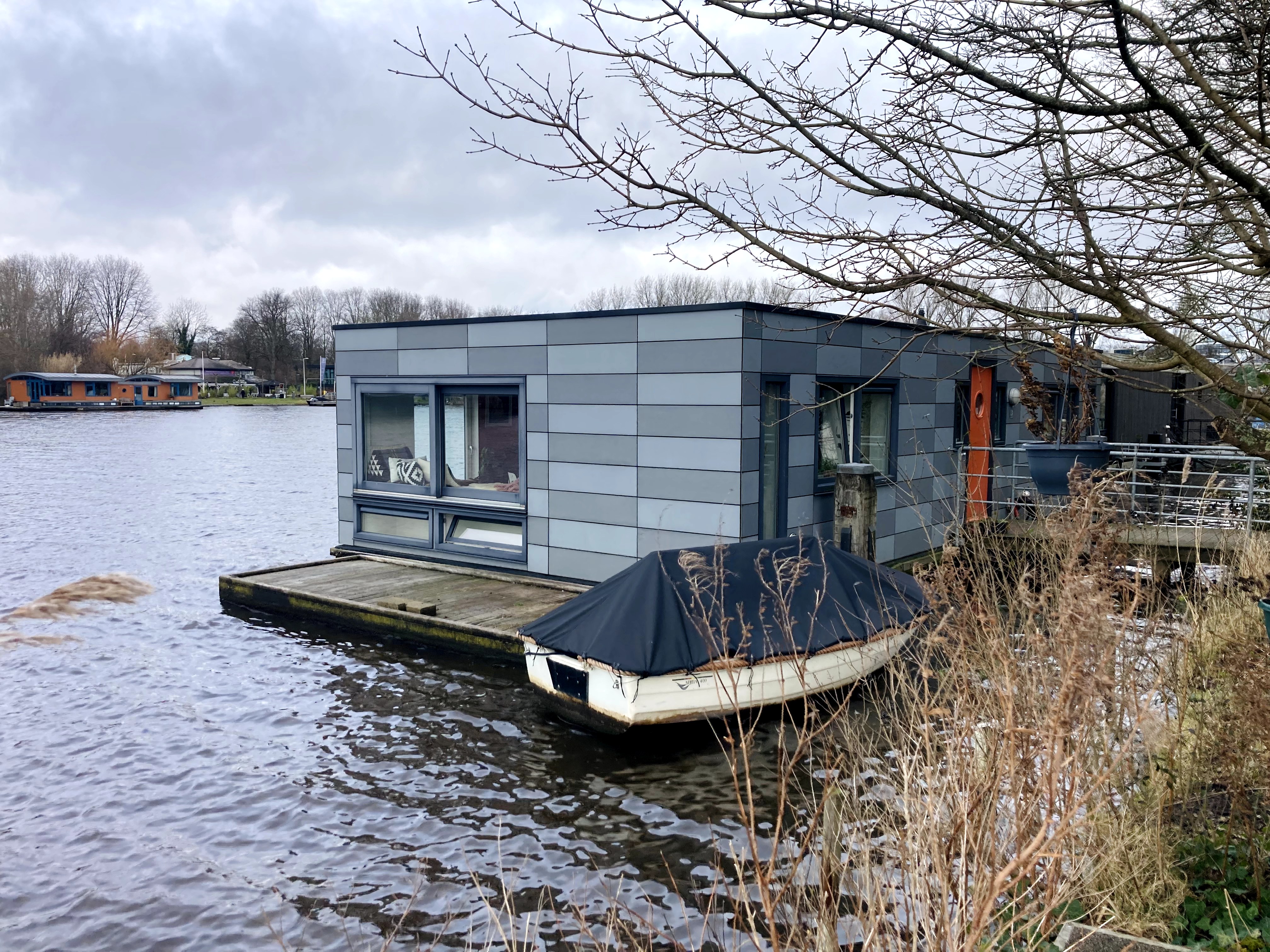 Woonboot aan de Amstel โ Amsterdam stay
