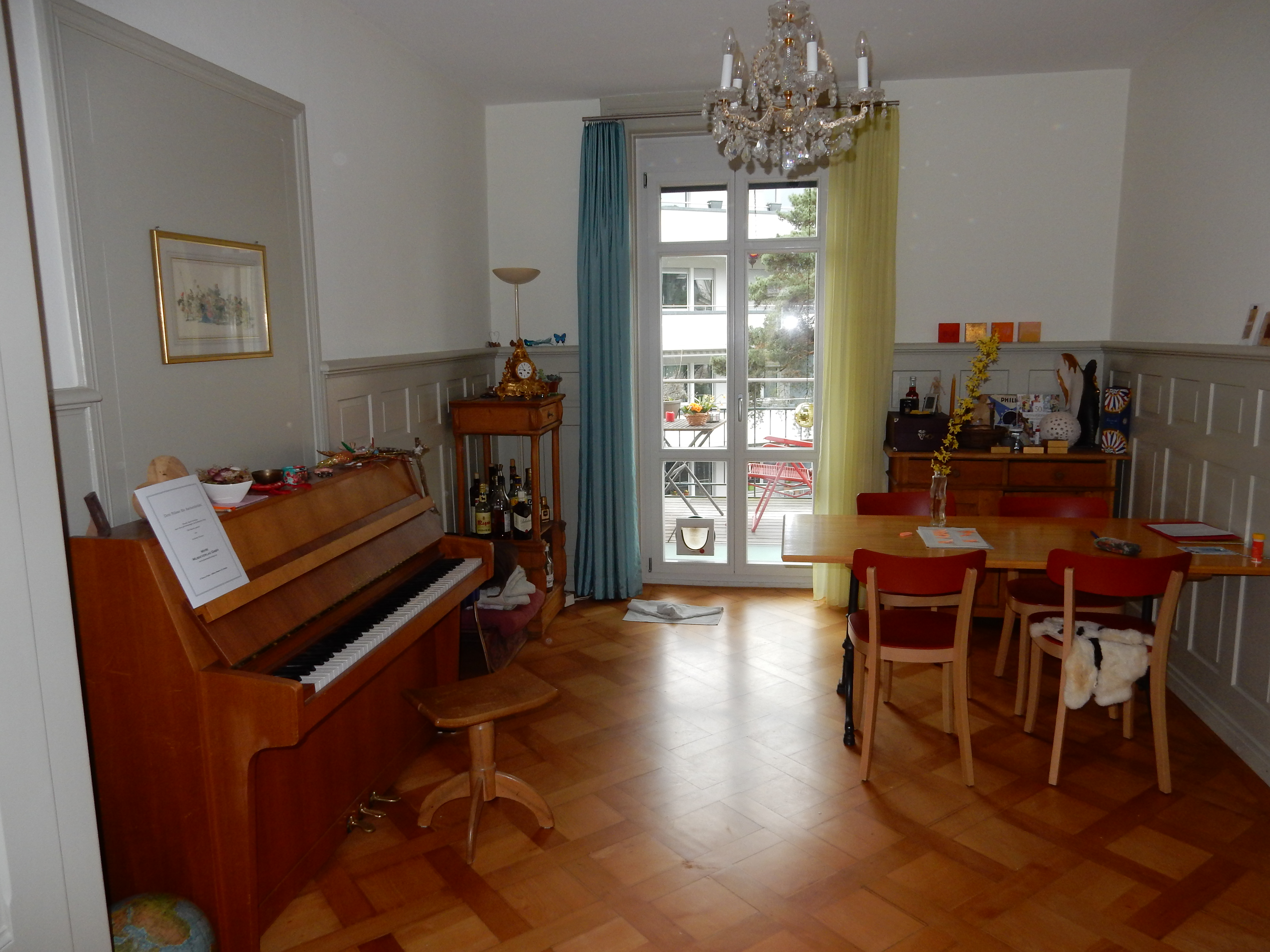 Old apartment in a central location