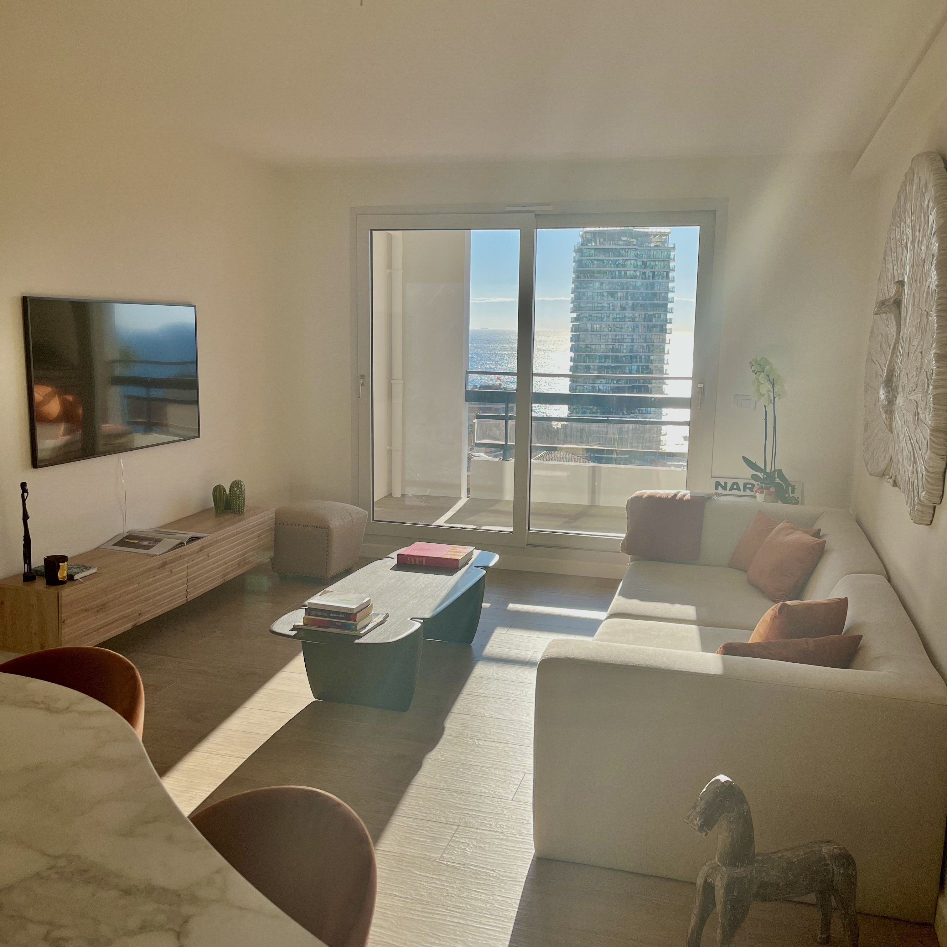 1 bedroom with sea view