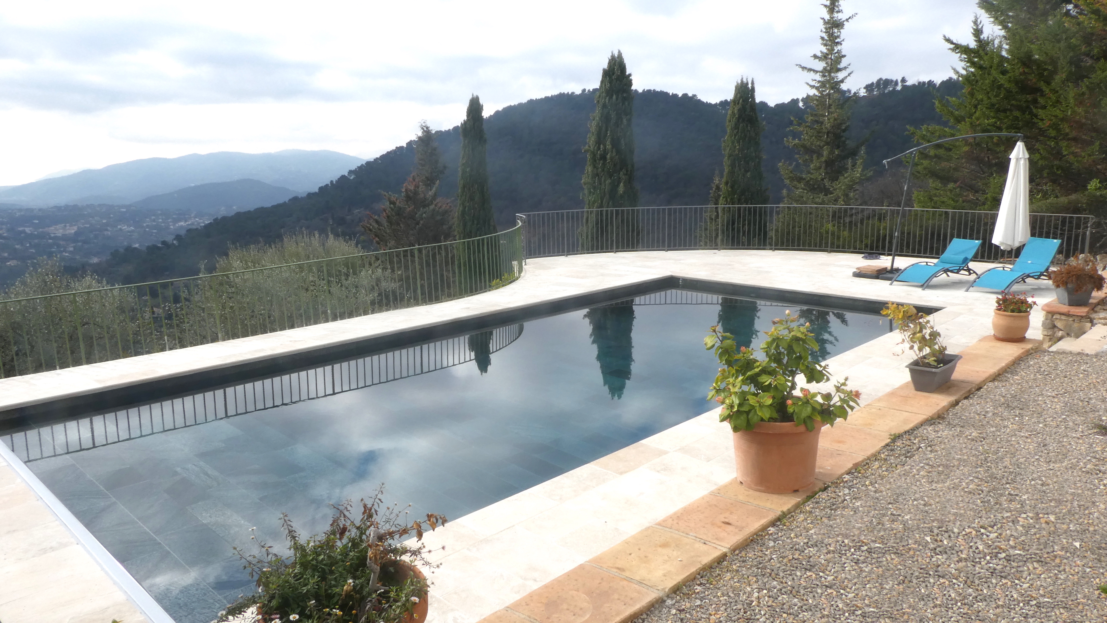 South-facing bastidon sea view pool pool pool, ideal couple.