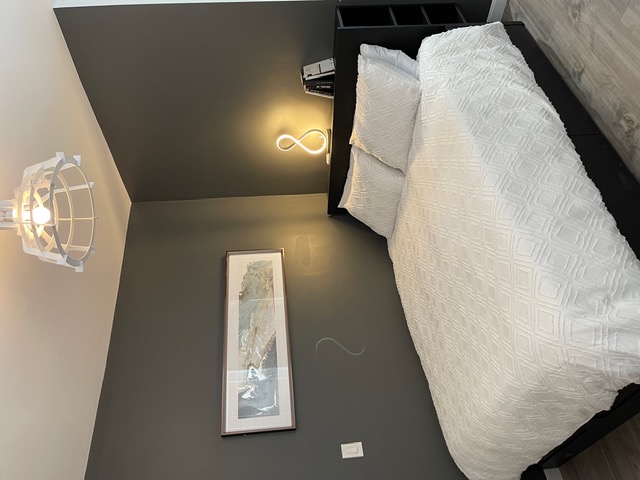 Boston studio, 7 minutes to T in Dorchester, Boston