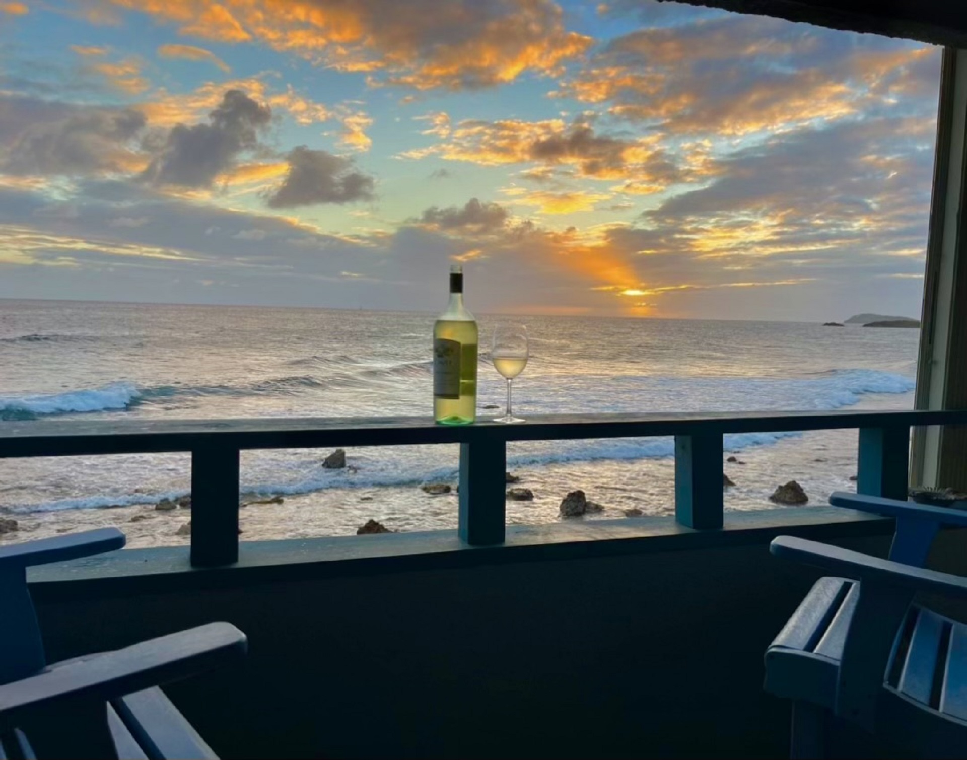 Ocean Serenity! Directly on the Water @Sea Cliff!