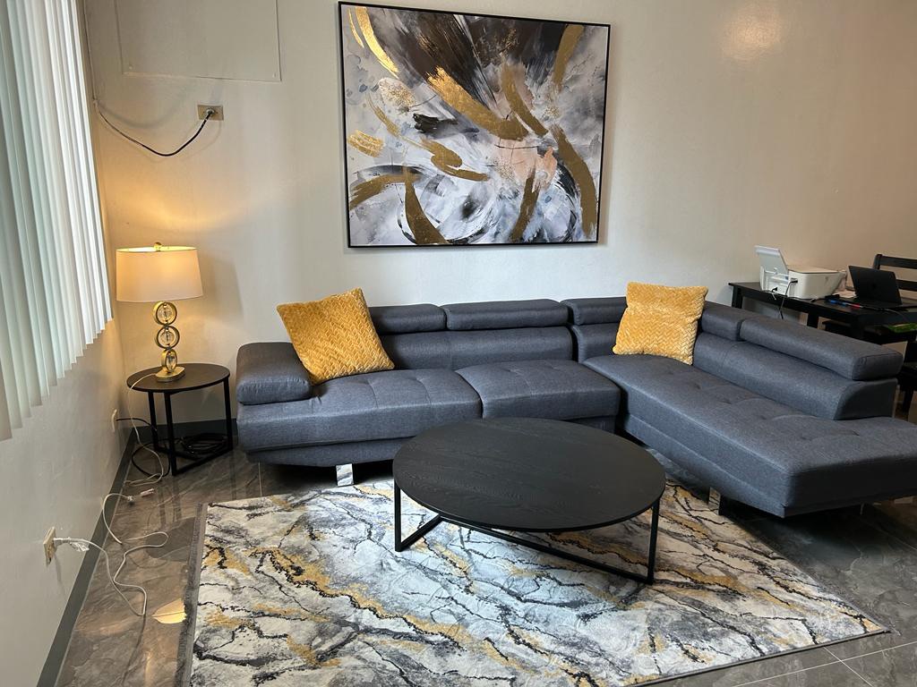 Newly renovated, beautiful condo