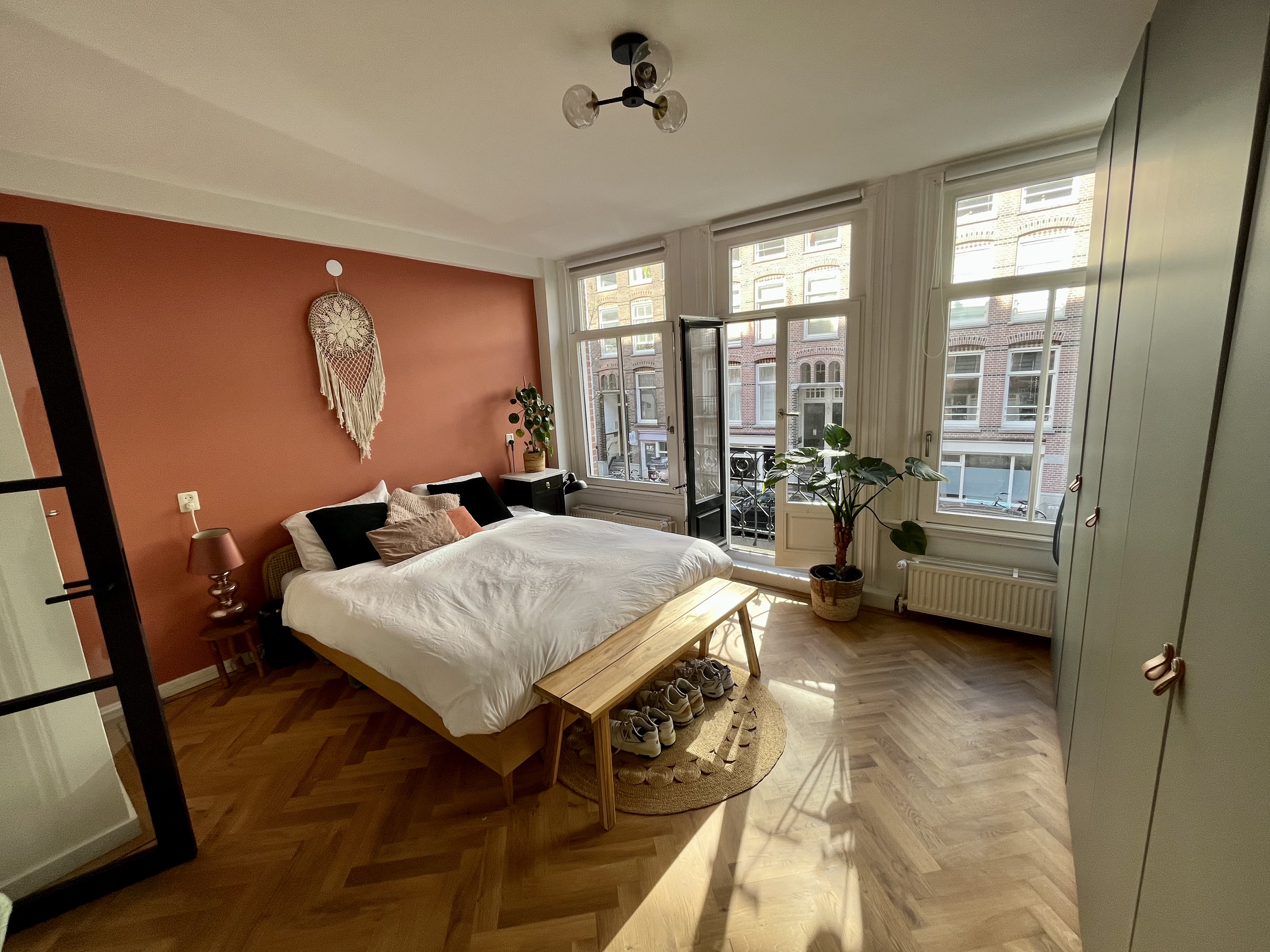 Comfortable apartment in popular 'De Pijp' area — Amsterdam stay