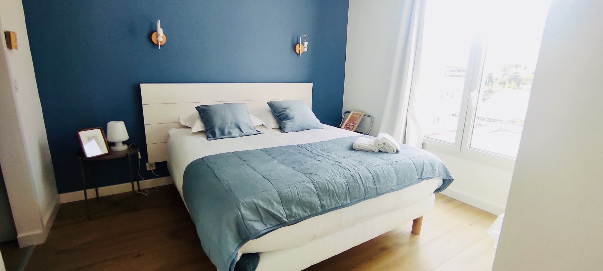 150 m from the beach. Close to Monaco. Terrace Piscine