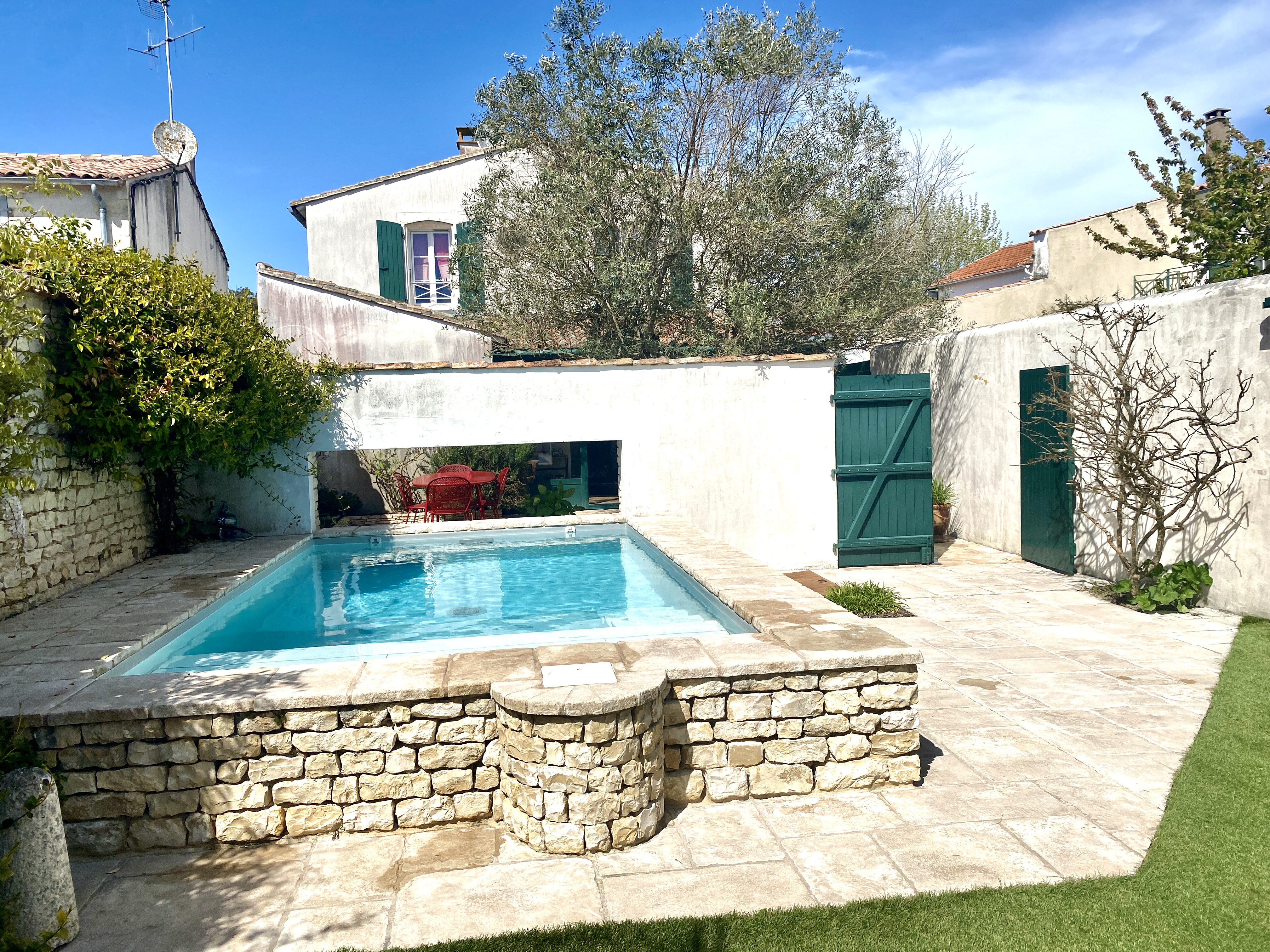 Beautiful family house centre Bois Plage