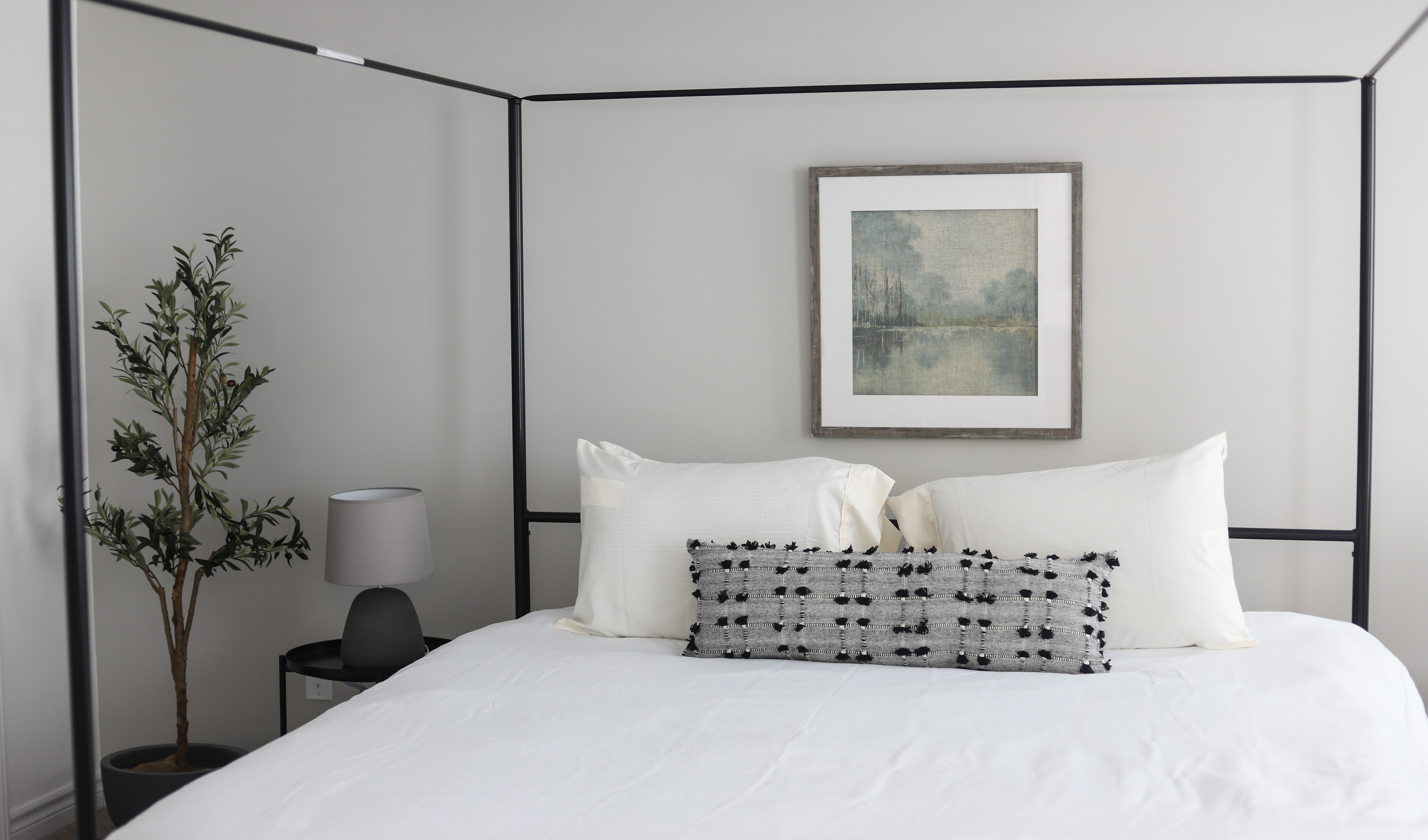 Sleeps 8 Quiet Family Home | 10 min YOW 20 min DT