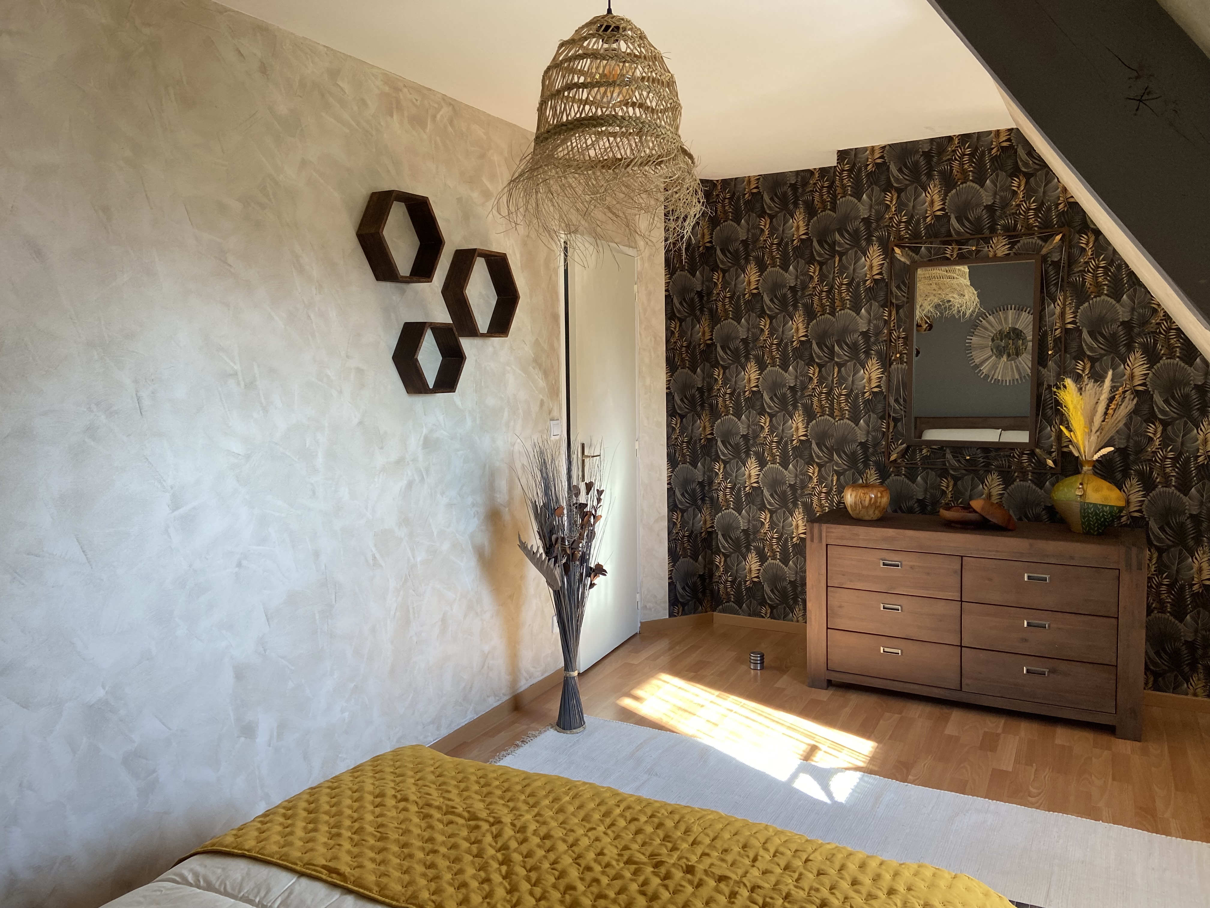 Room with breakfast near the tour