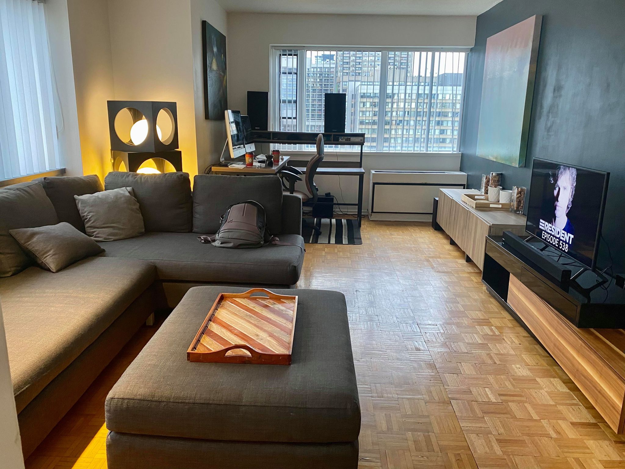 North City View DT Apartment in Rosedale-Moore Park, Toronto
