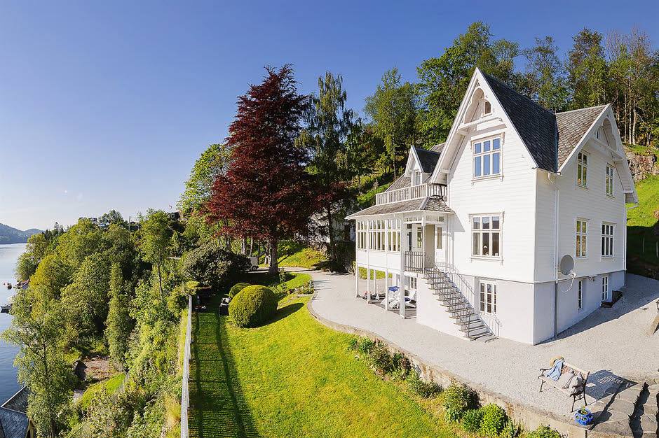 Apartment, Kvamsvågen 18,  35 min from Bergen.