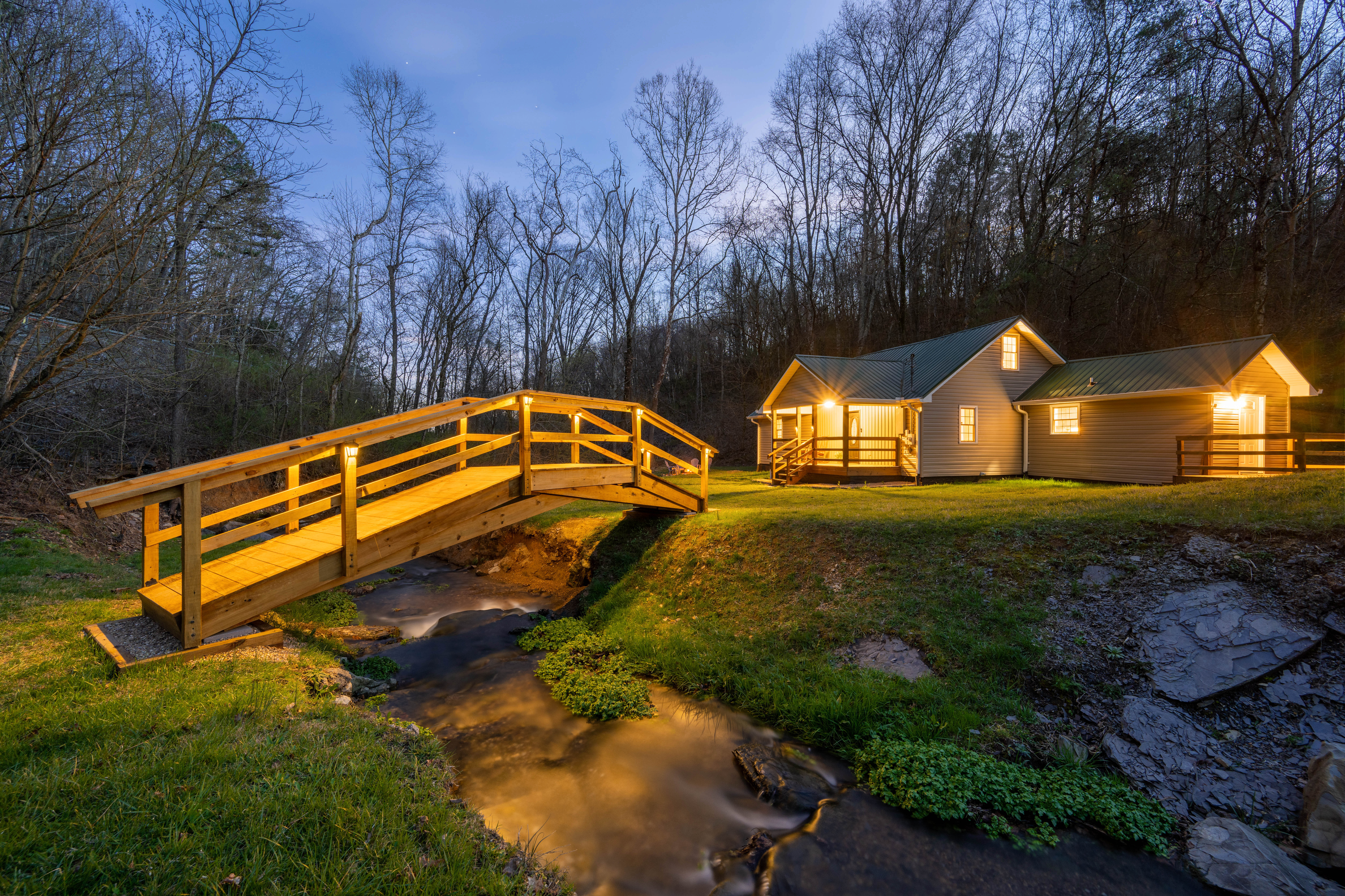 Forest Creek Retreat - King Suite