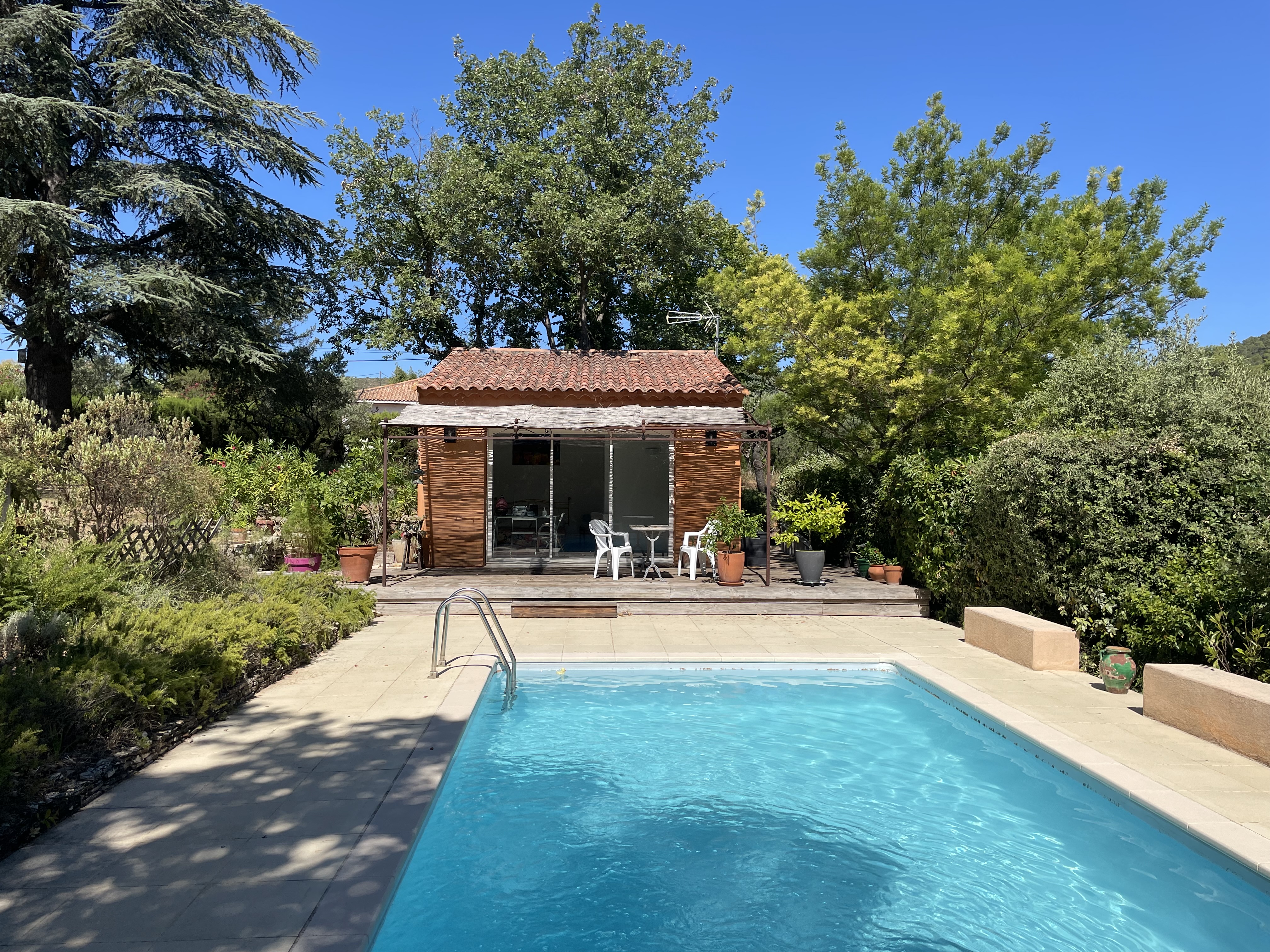 Studio in Provence