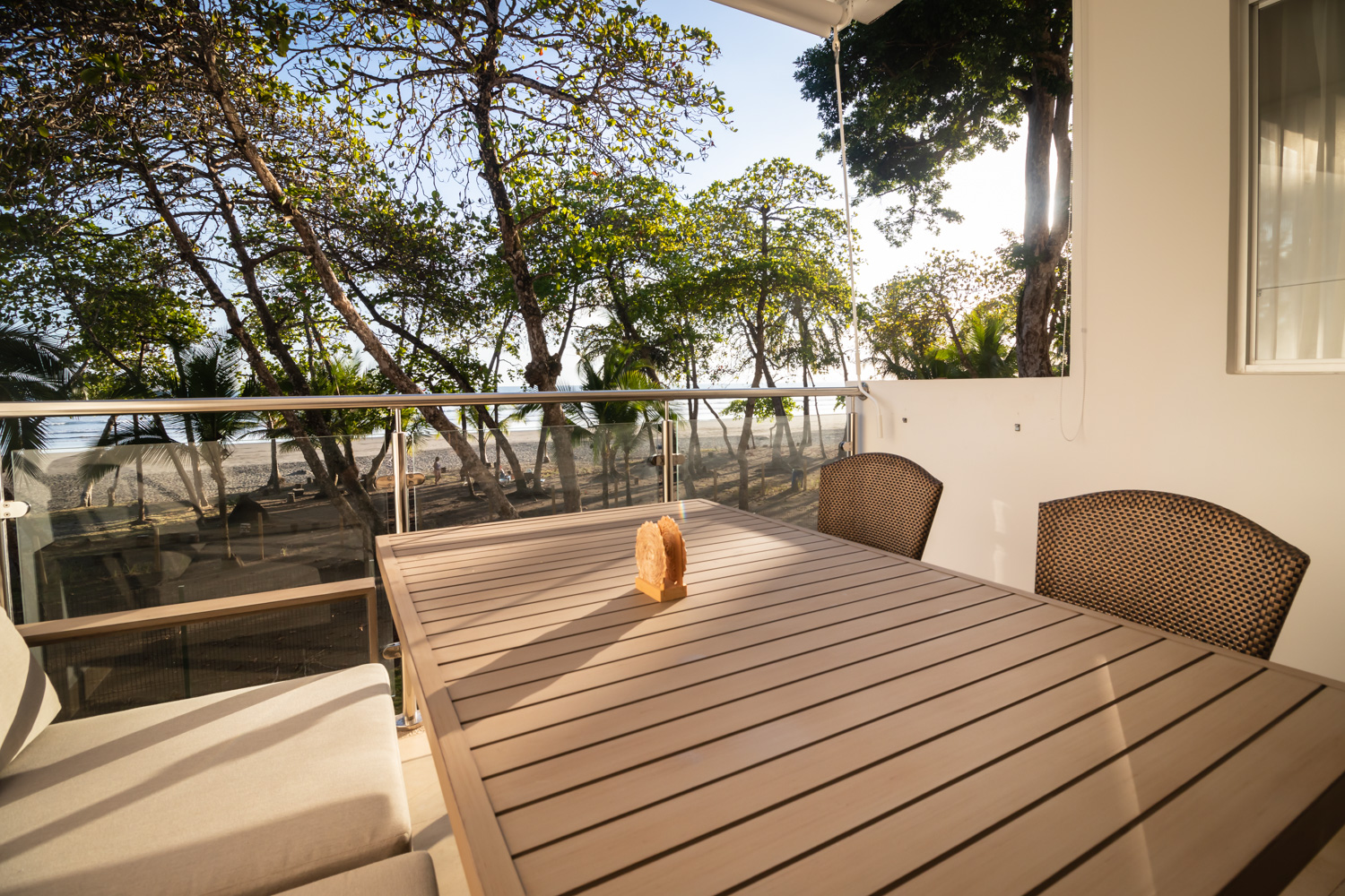 Beach front apt in Bejuco Beach