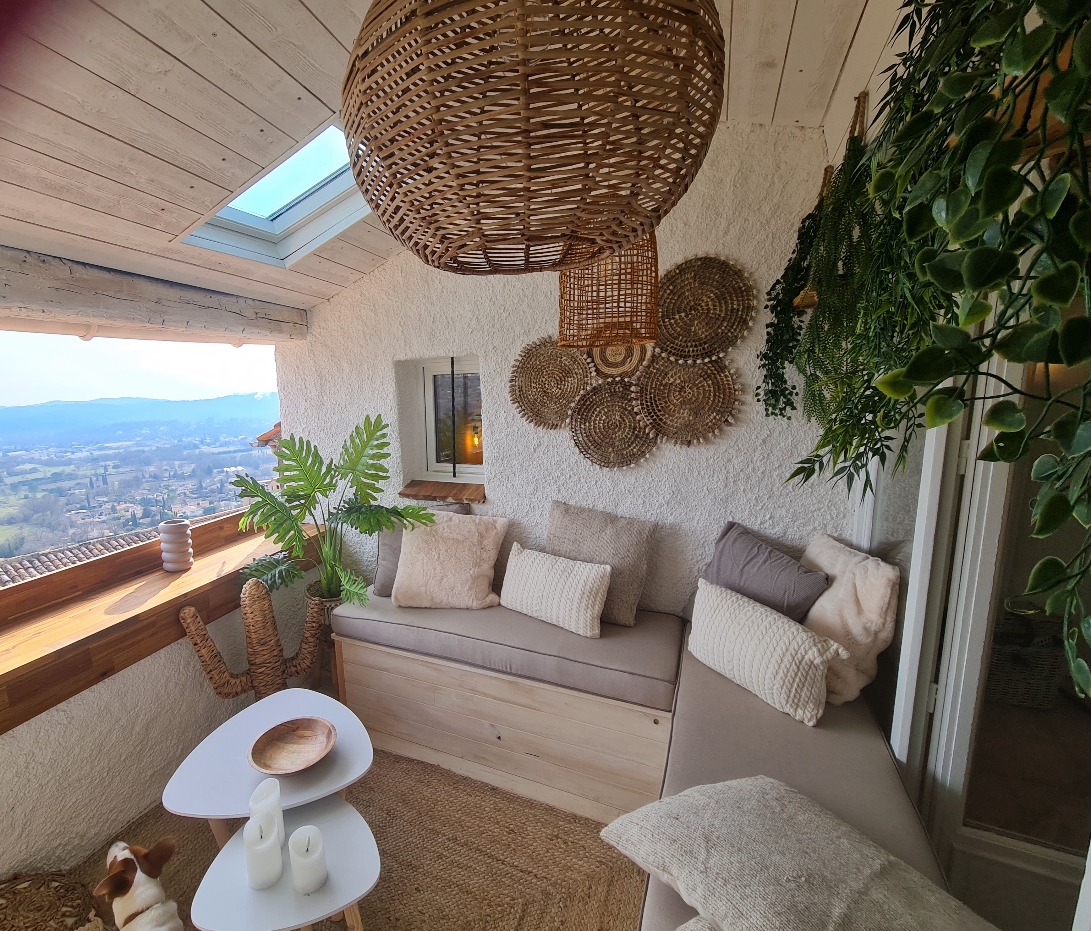 House with Jacuzzi & rooftop