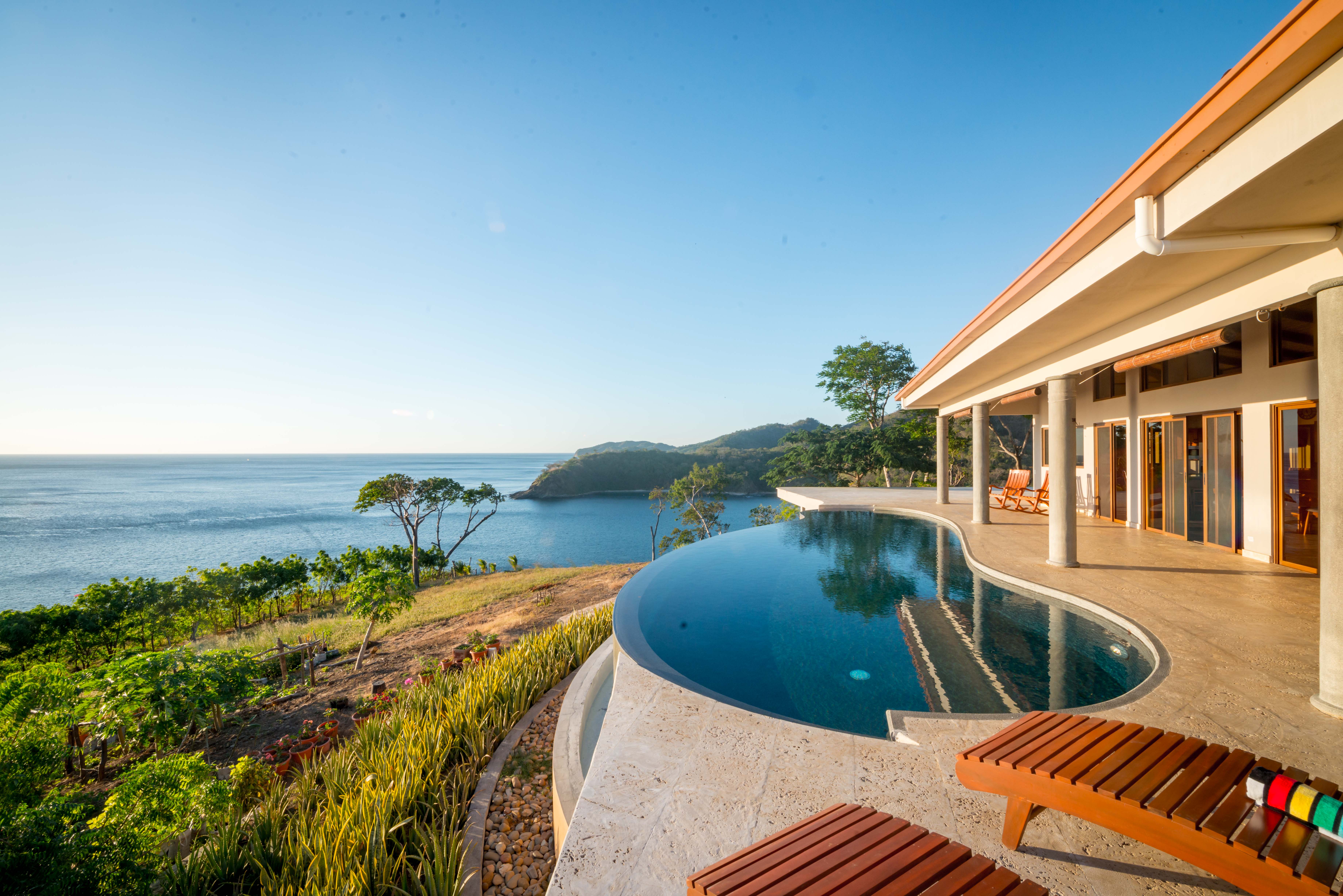 Oceanfront - Extraordinary Views