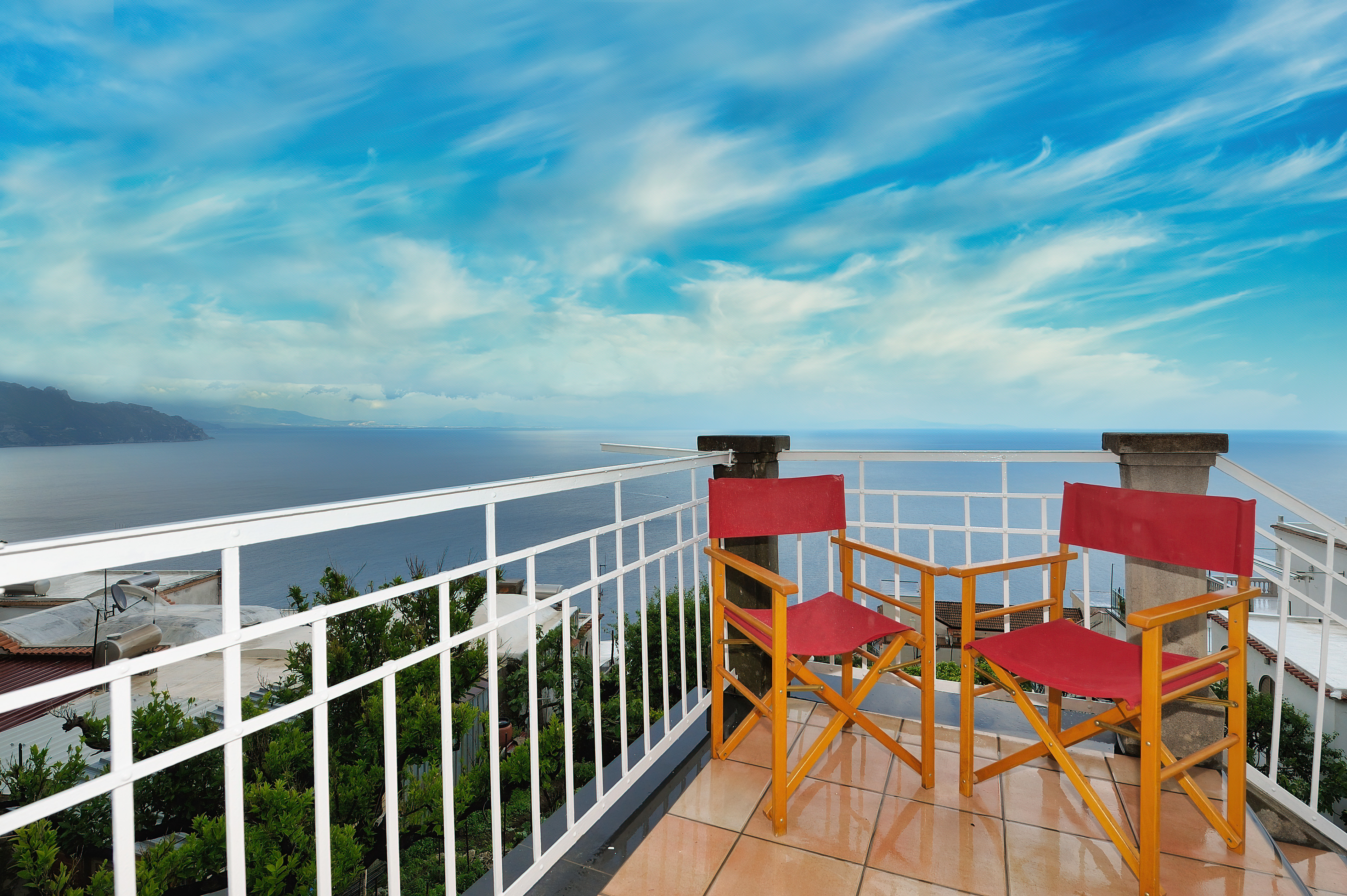 Lady Gilda with terrace over looking the sea