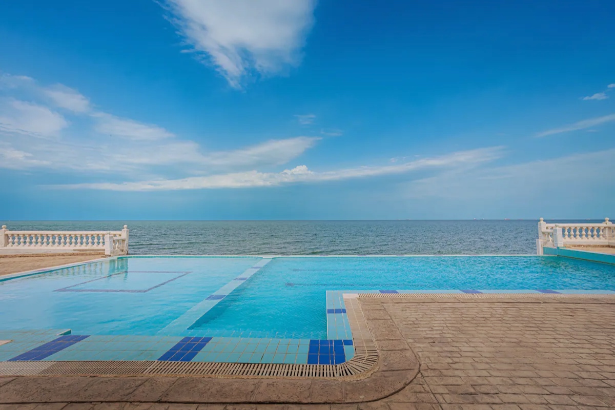 107 Luxury 2 Bedroom Apartment Near Seaside