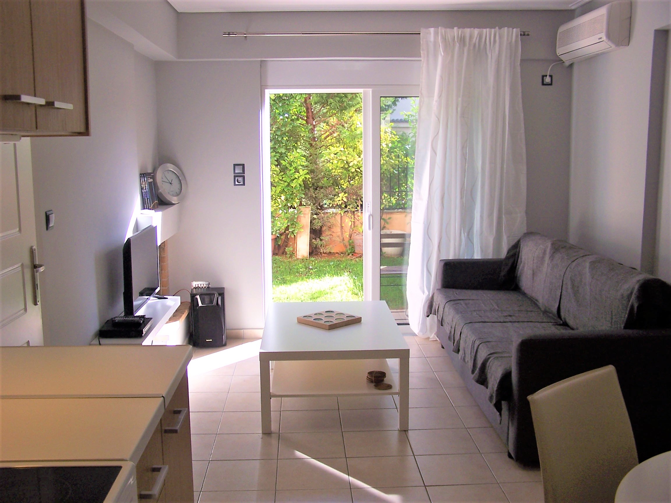 New apartment with garden, 5' from metro Chalandri