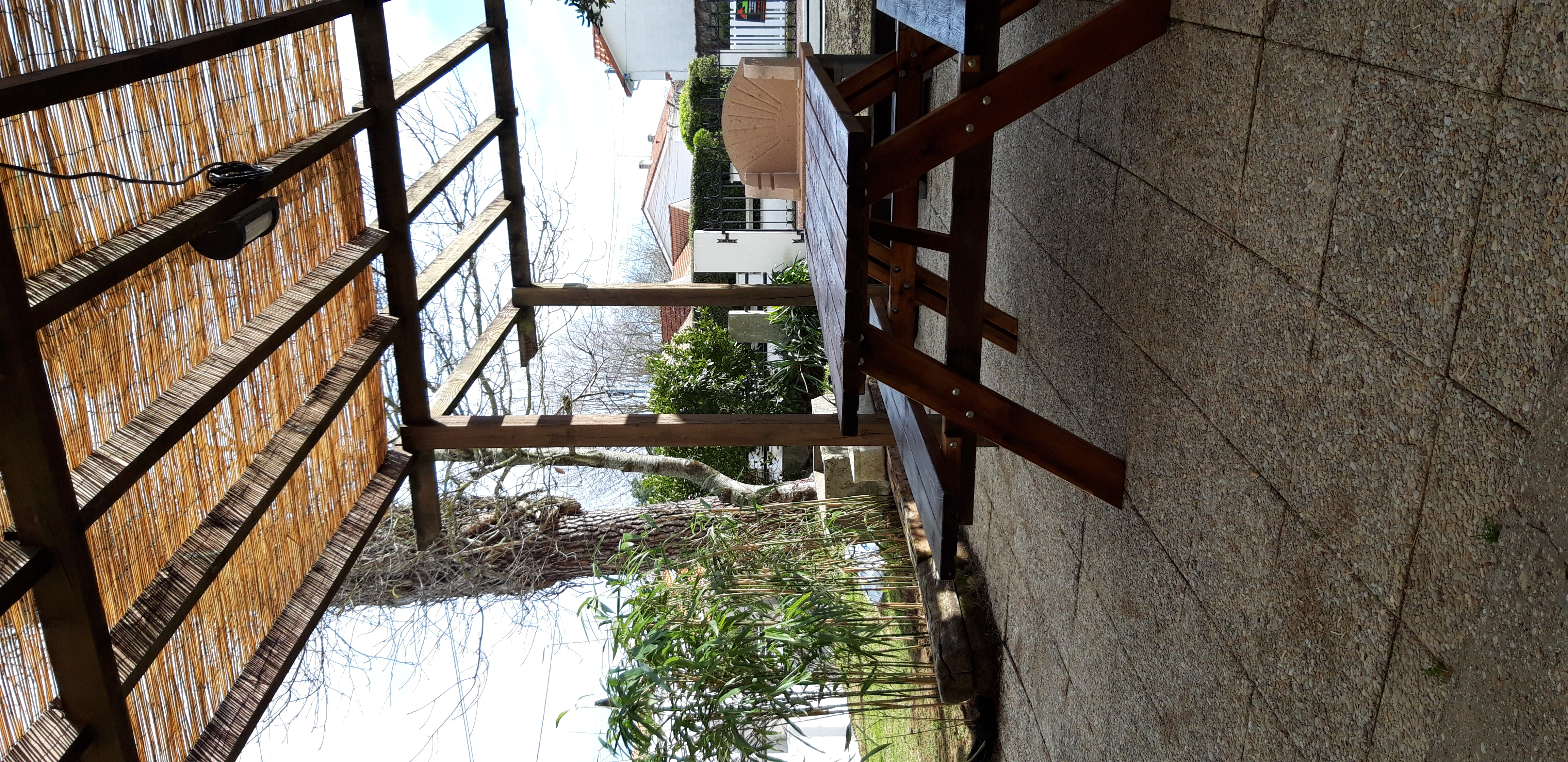 Apt with garden. 500 m from beaches and shops