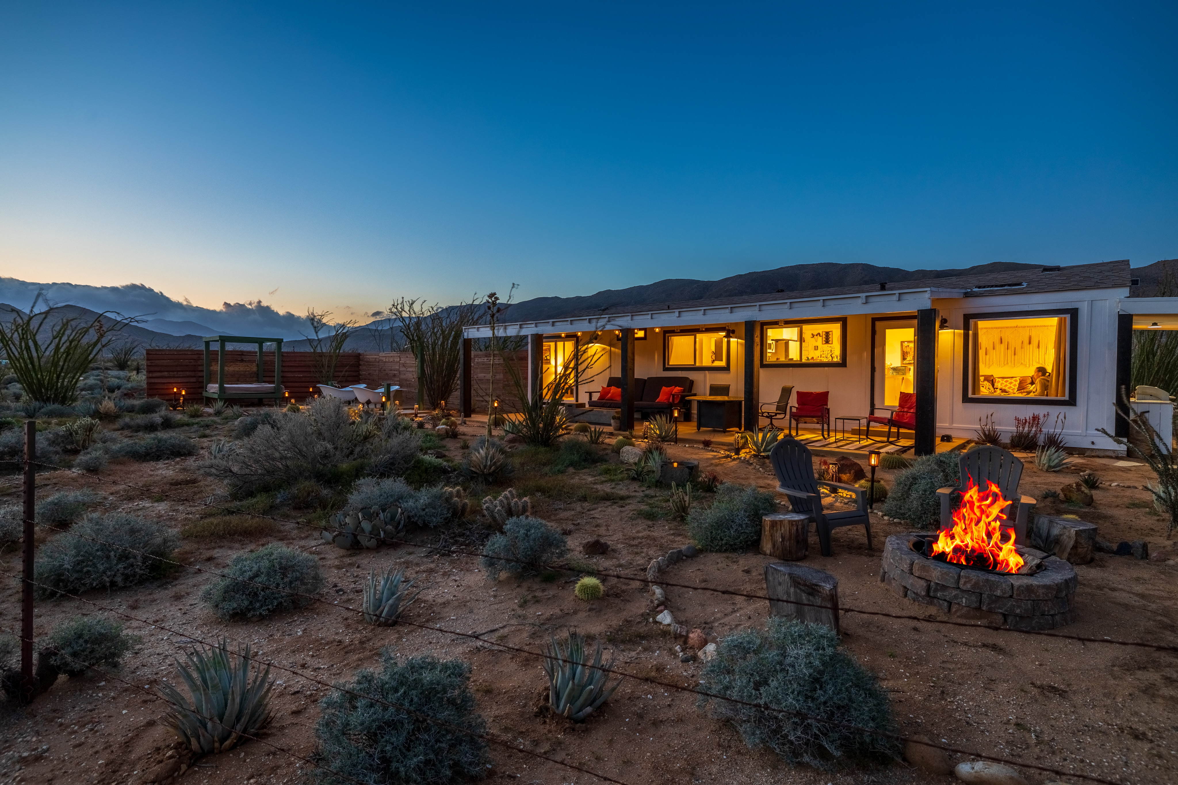 San Diego Desert Farmhouse wknd nap, bathe, stars