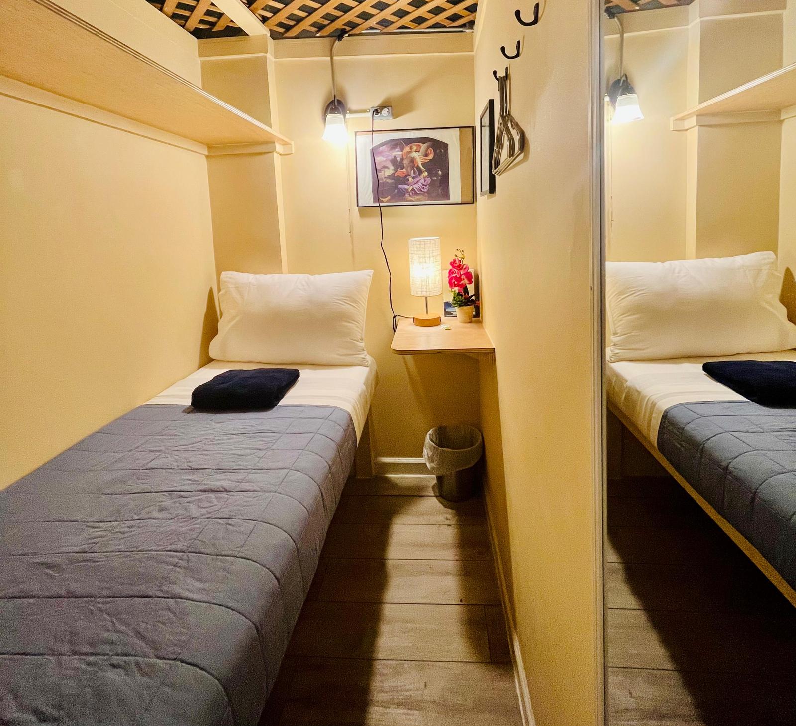 Safe and Cozy Hostel Room, 1 person, Manhattan