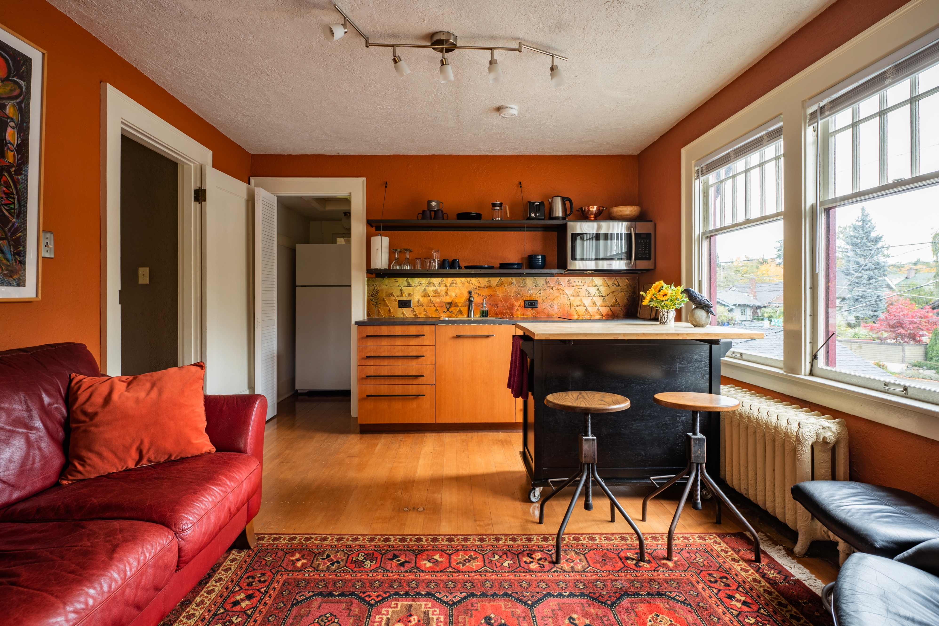 Craftsman home~ Close to Light Rail, UW, U-Village